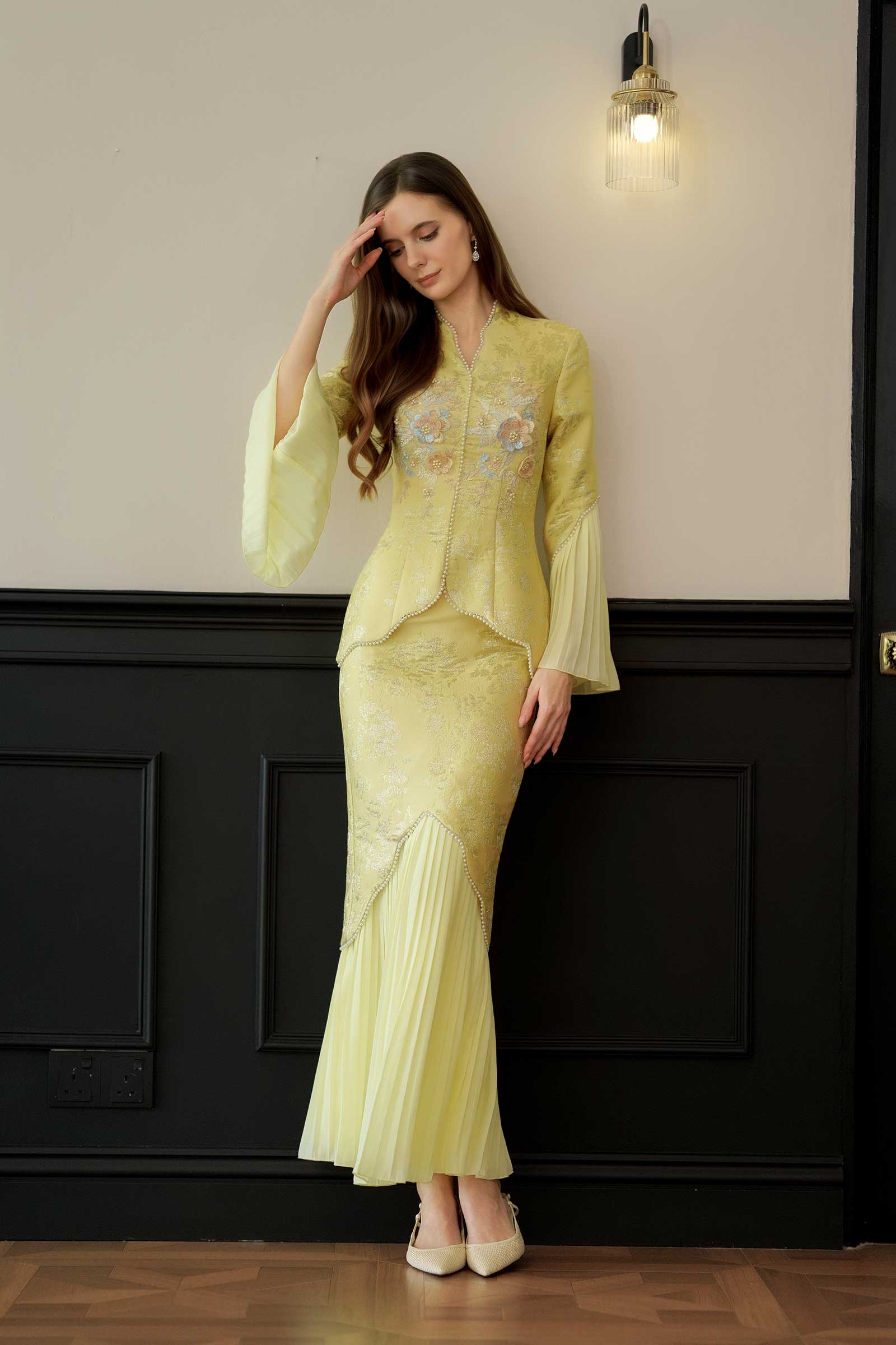 Rosabella Kebaya Set (Sunlit Butter)