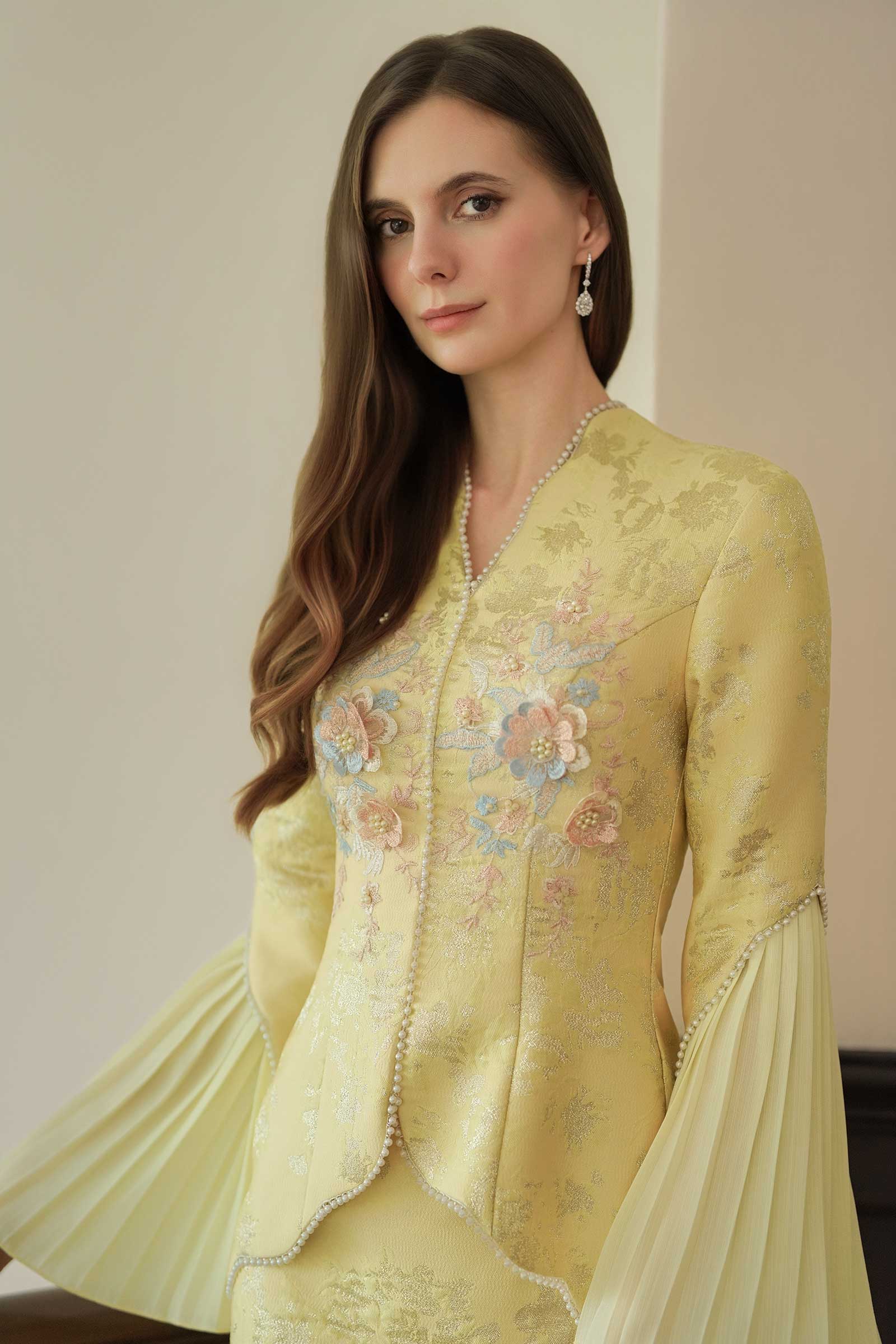 Rosabella Kebaya Set (Sunlit Butter)