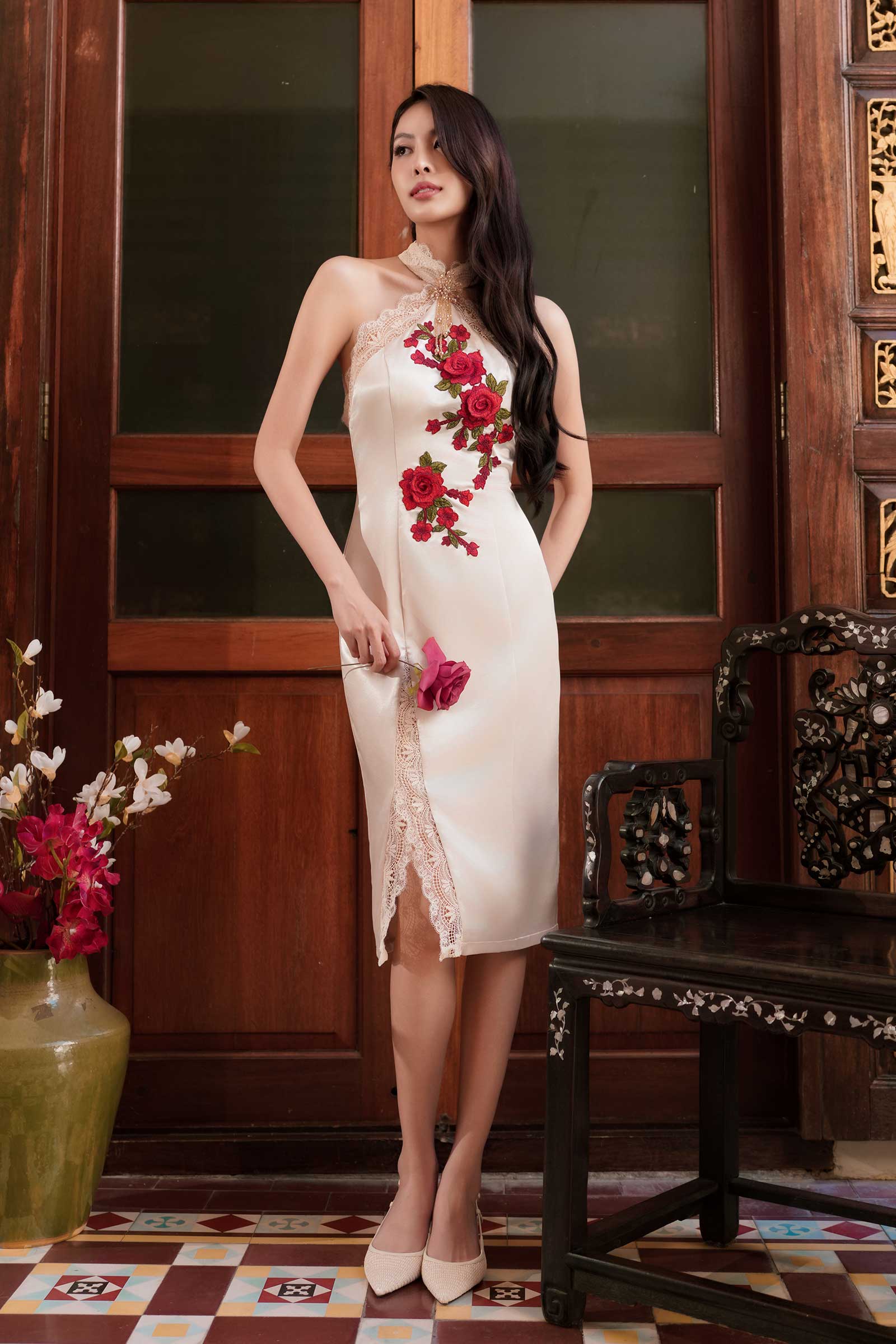 Jin Yue Qipao Set (Champagne)
