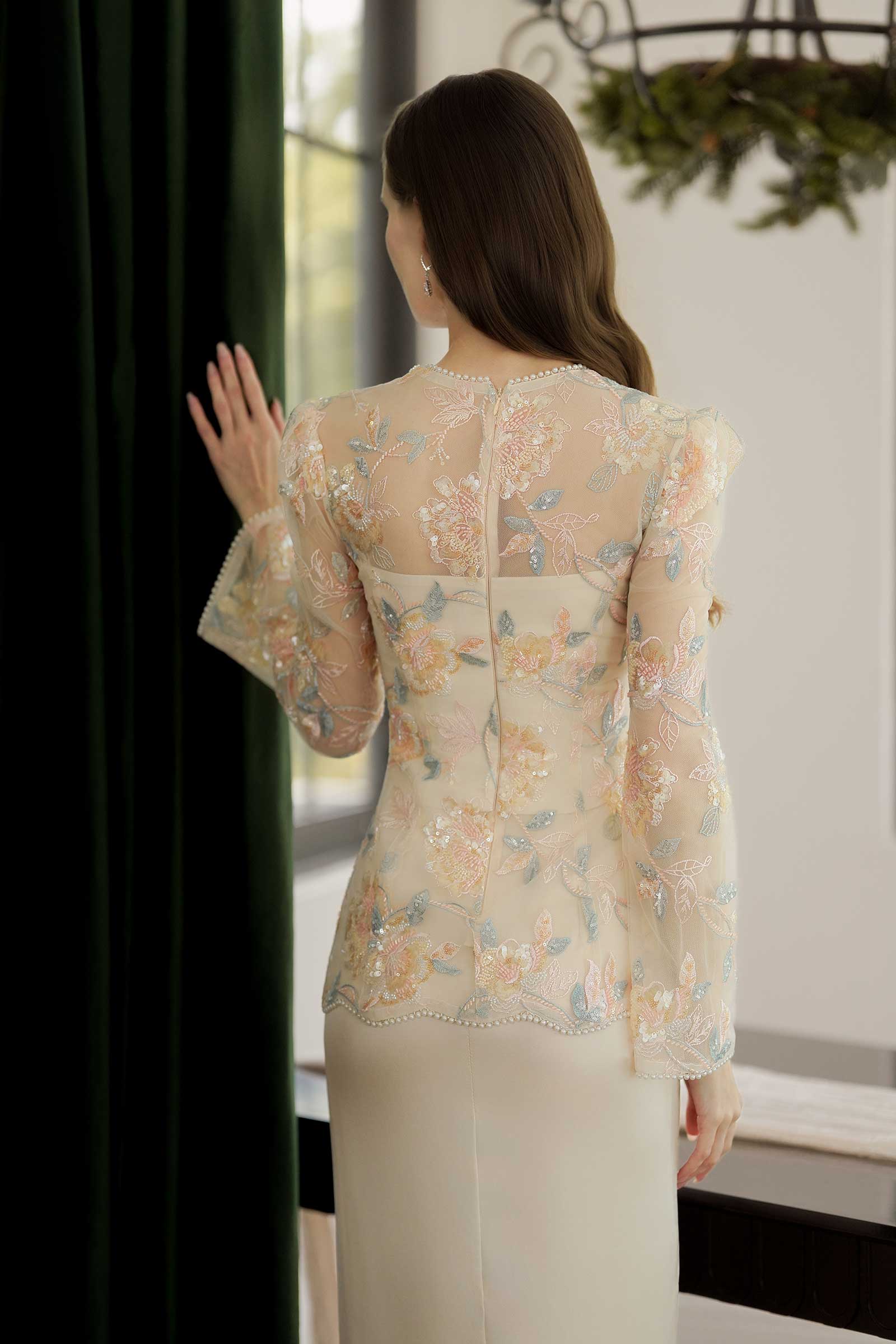 Thea Classic Kebaya Set
