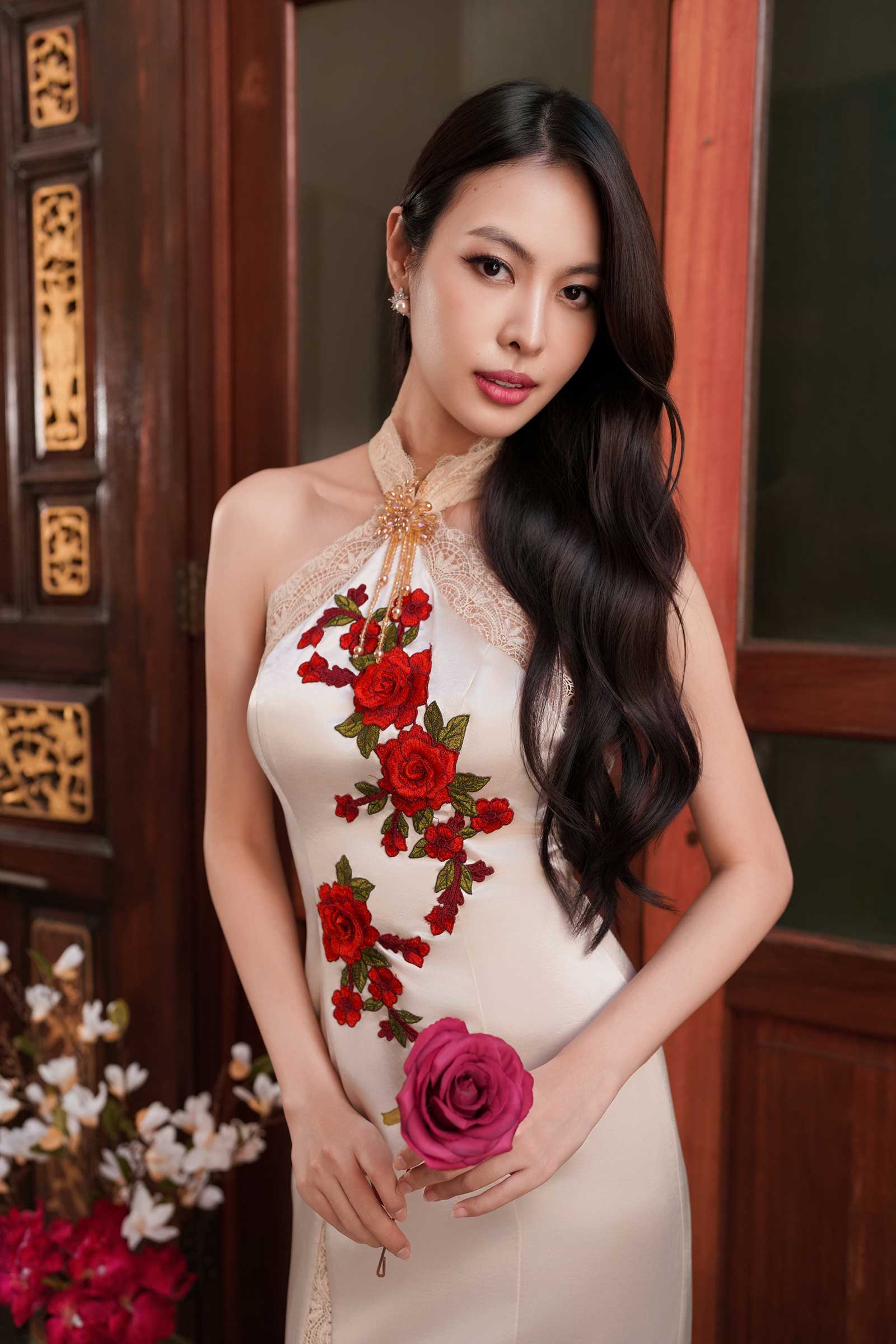 Jin Yue Qipao Set (Champagne)