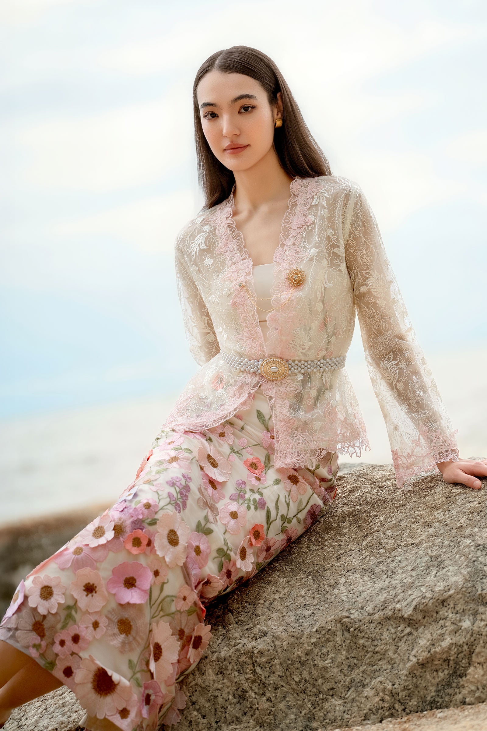 BACKORDER Roseraie Kebaya Set (Pink)