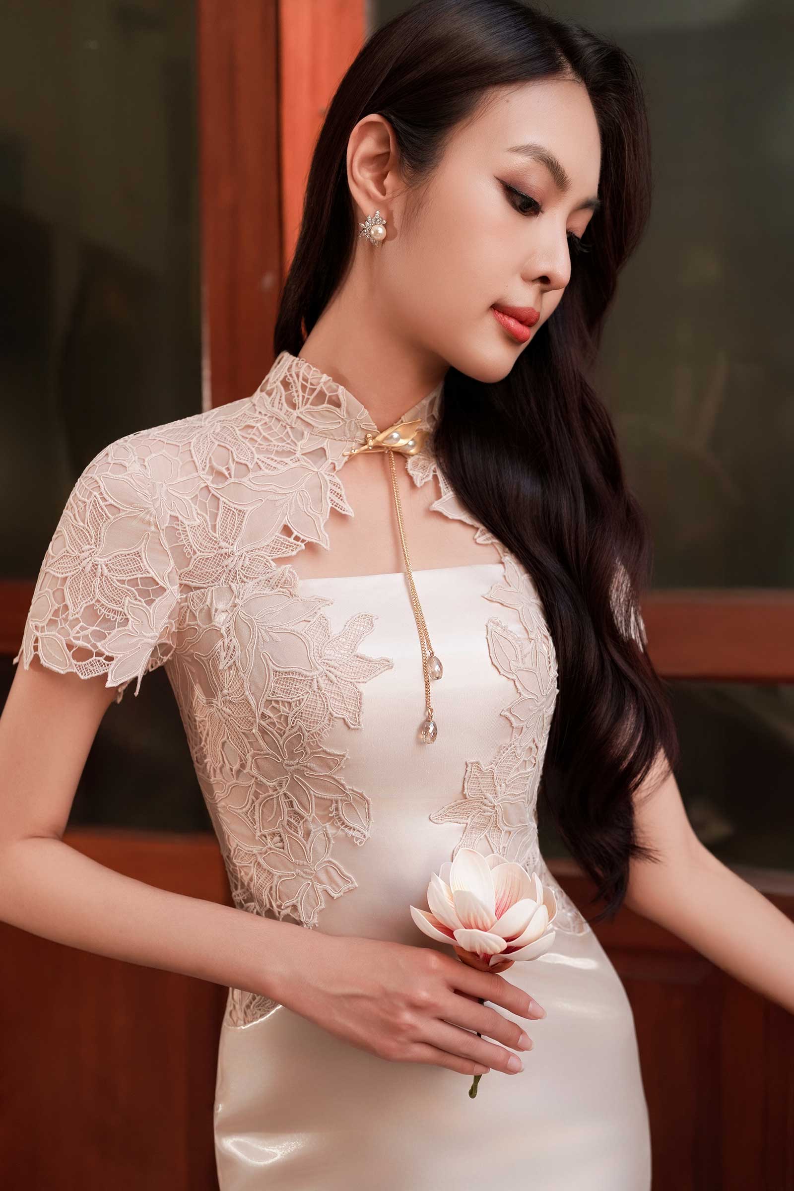 Valene Qipao (Champagne)