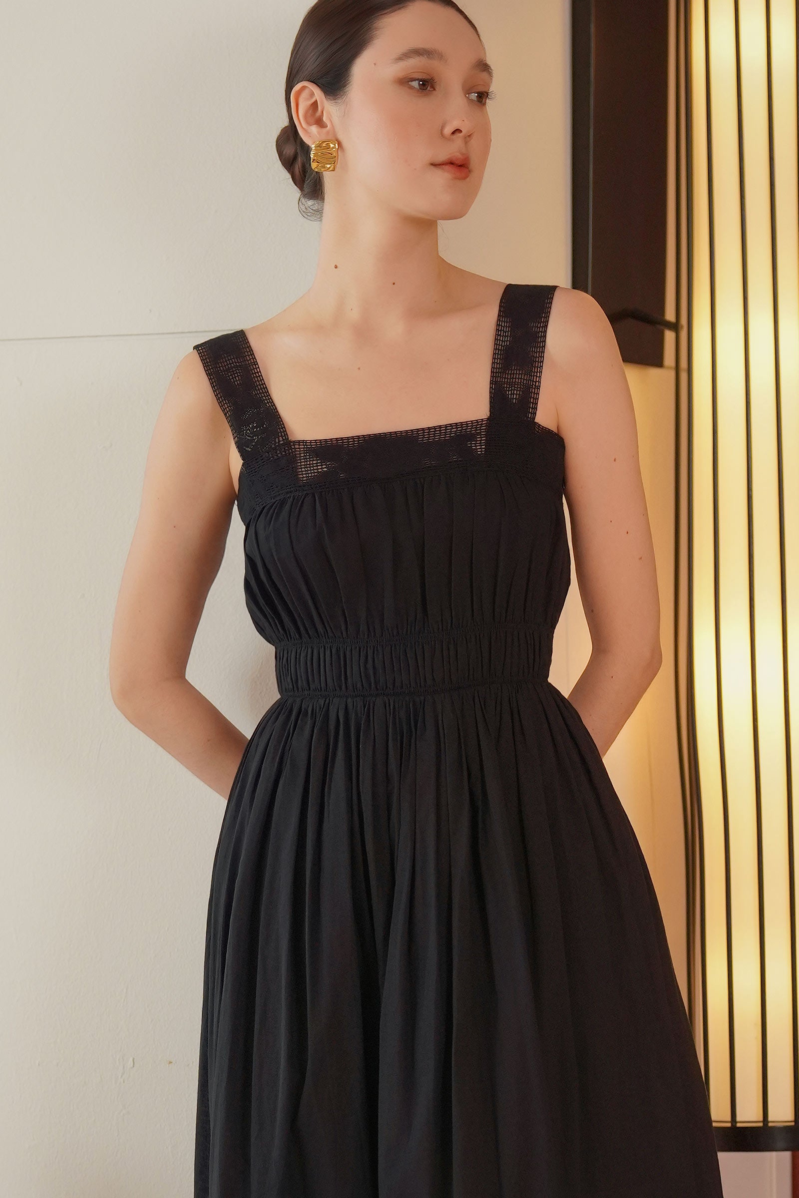 Delearis Dress (Black)