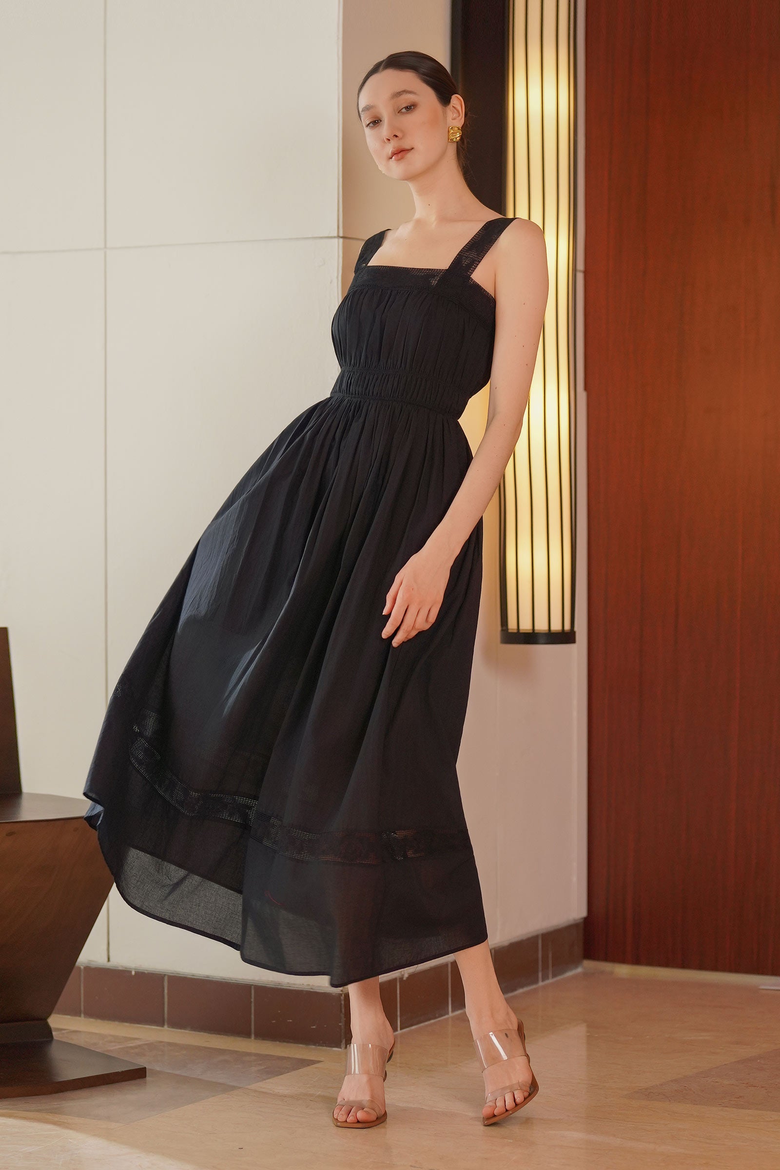 Delearis Dress (Black)