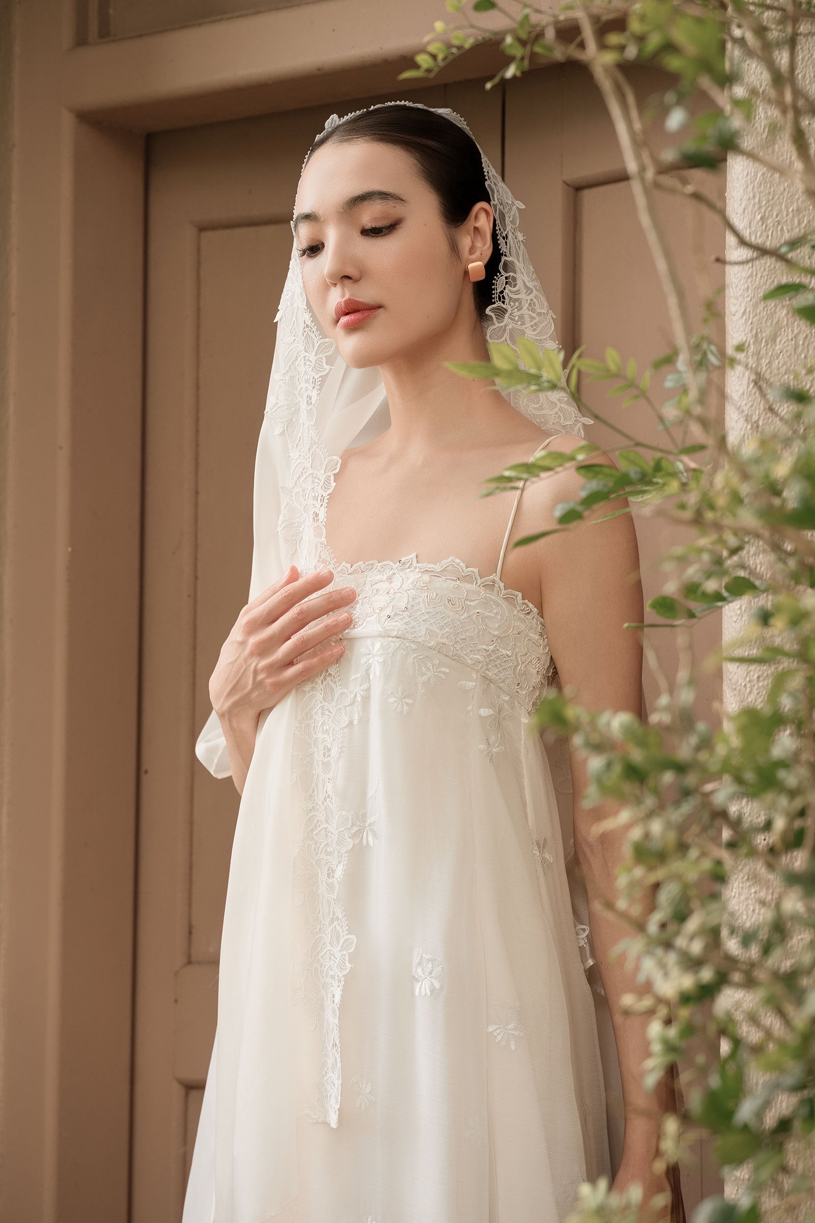 Noémie Shawls (Cream)
