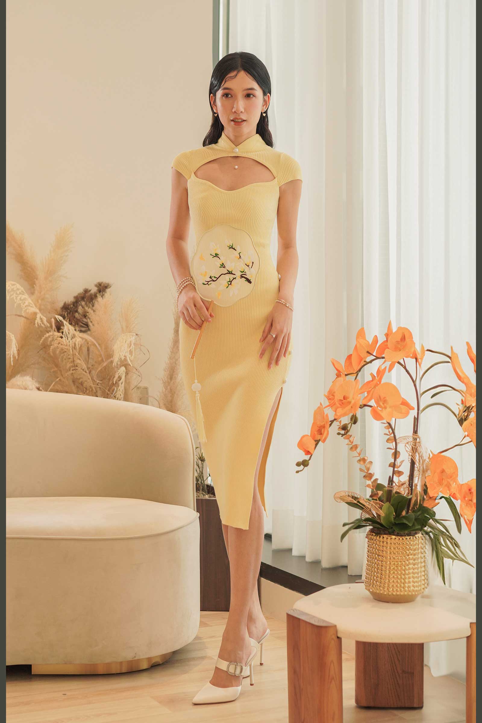 Dloria Knit Qipao (Yellow)