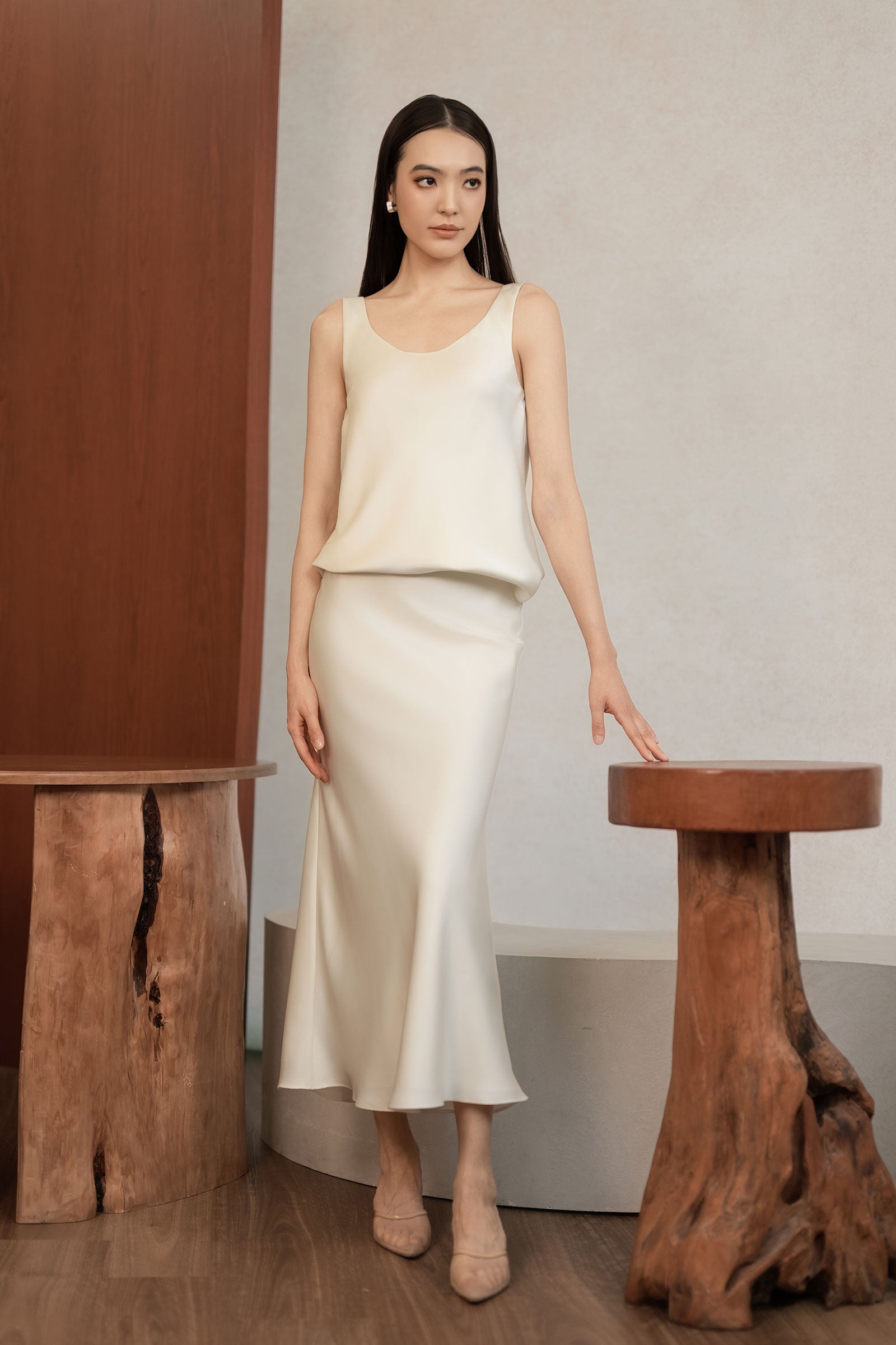 Eliette Satin Skirt (Pearl)