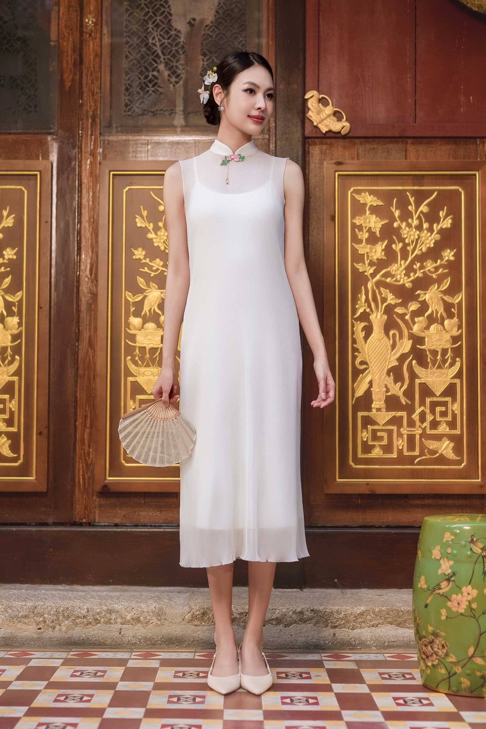 Yu Ping Qipao (White)
