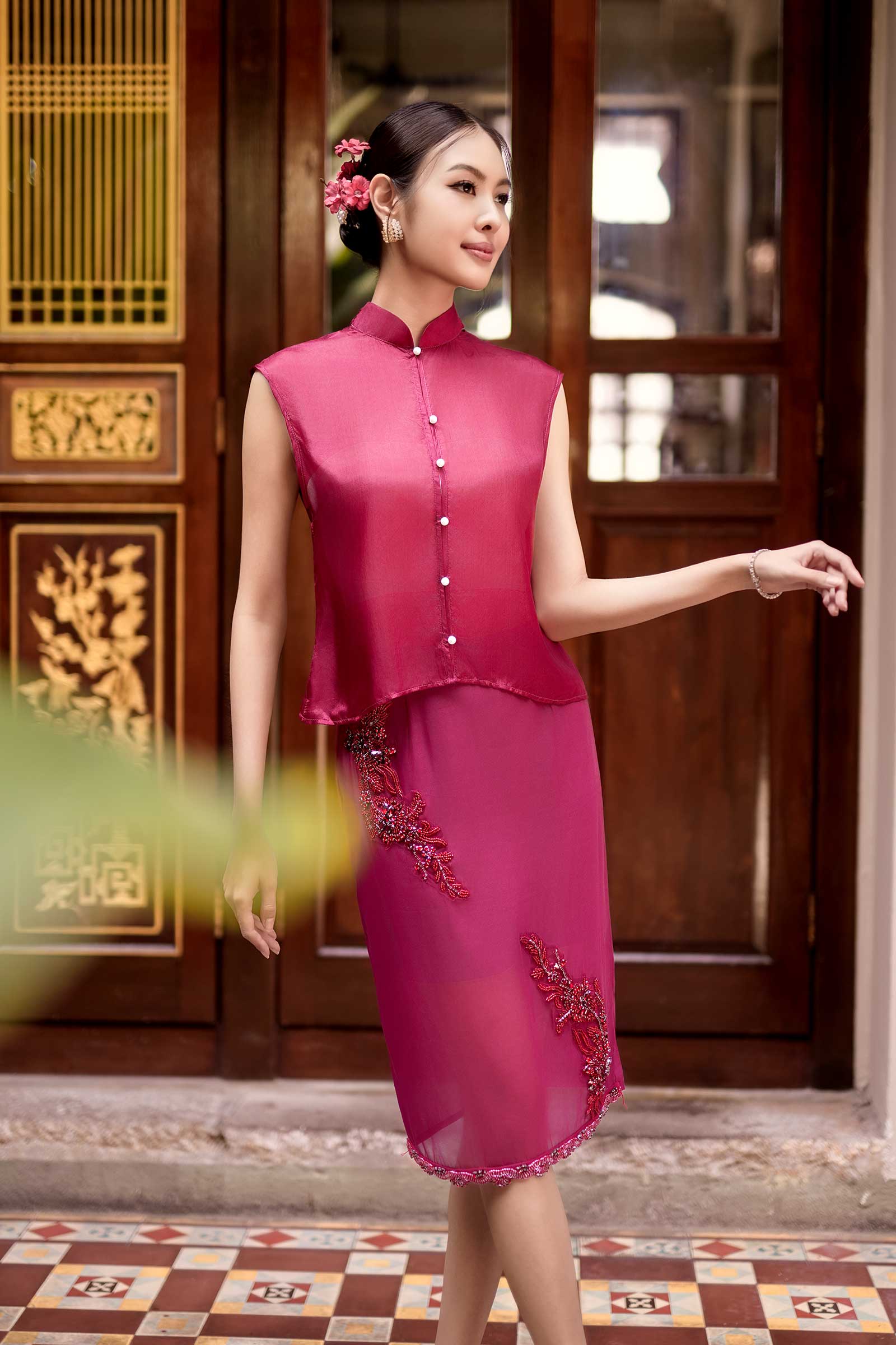 Soralis Silk Qipao Top (Ruby Red)