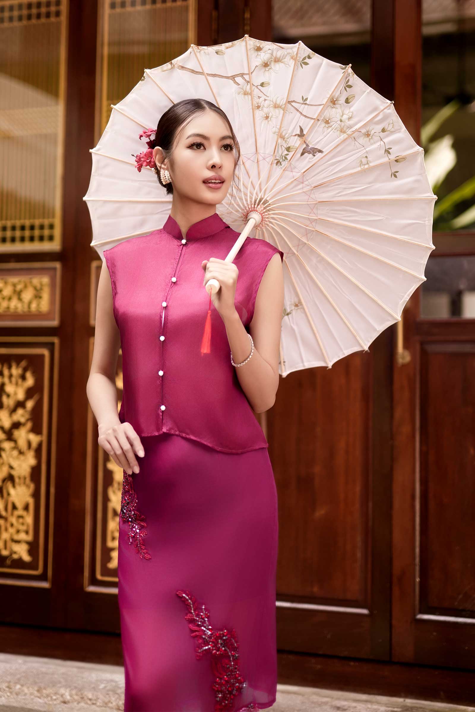 Soralis Silk Qipao Top (Ruby Red)