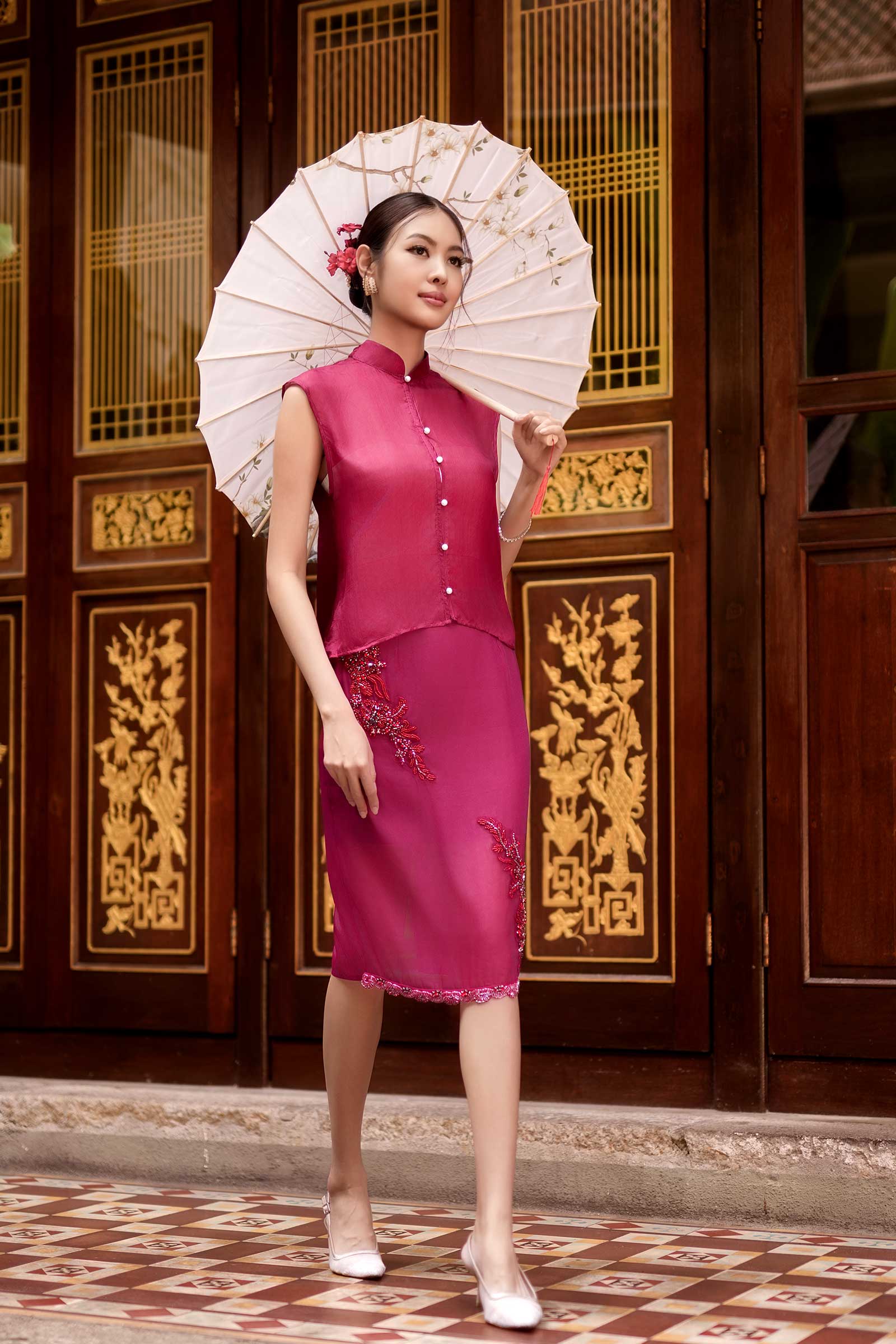 Soralis Silk Qipao Top (Ruby Red)