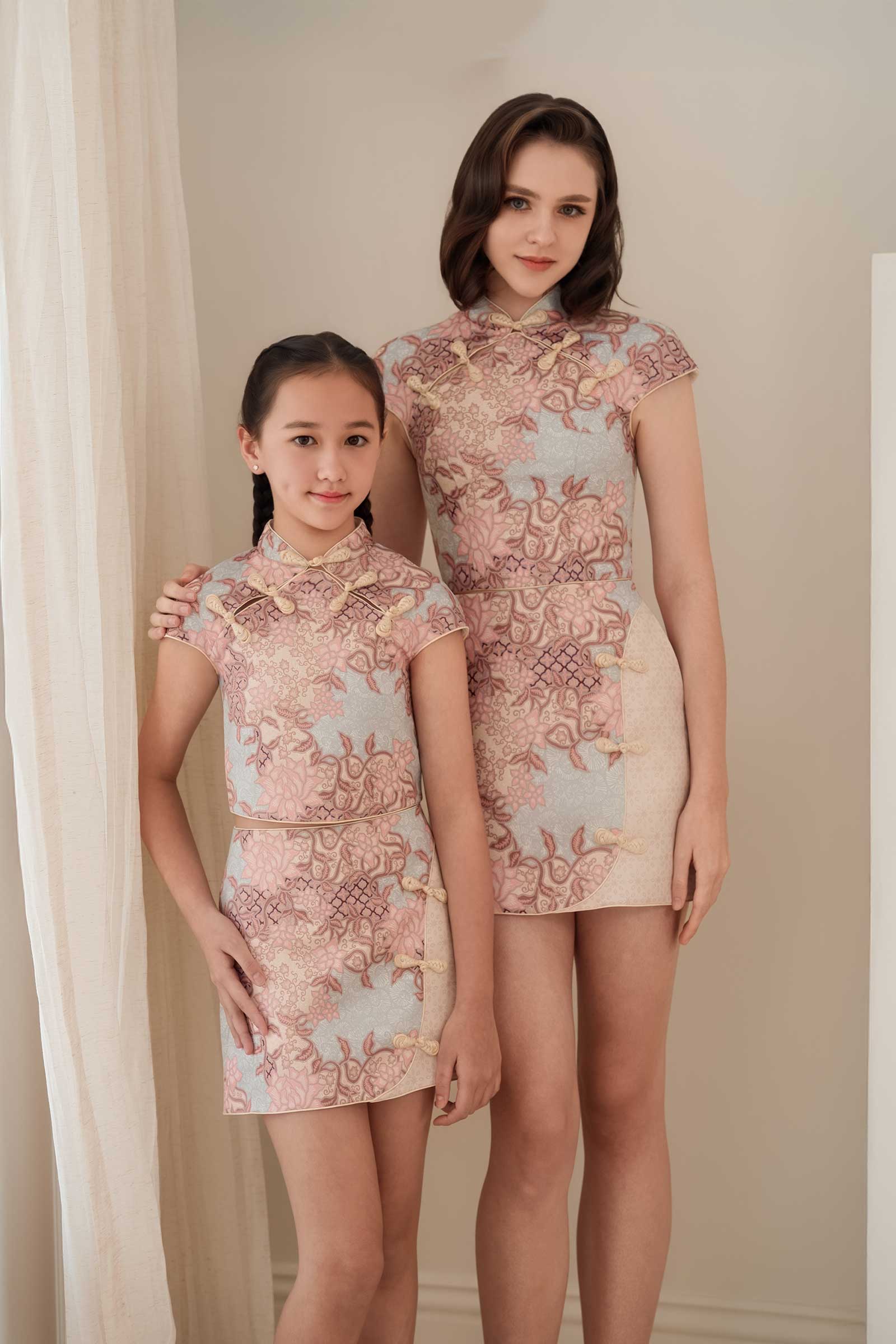Lotus Girl Qipao Set (Pink)