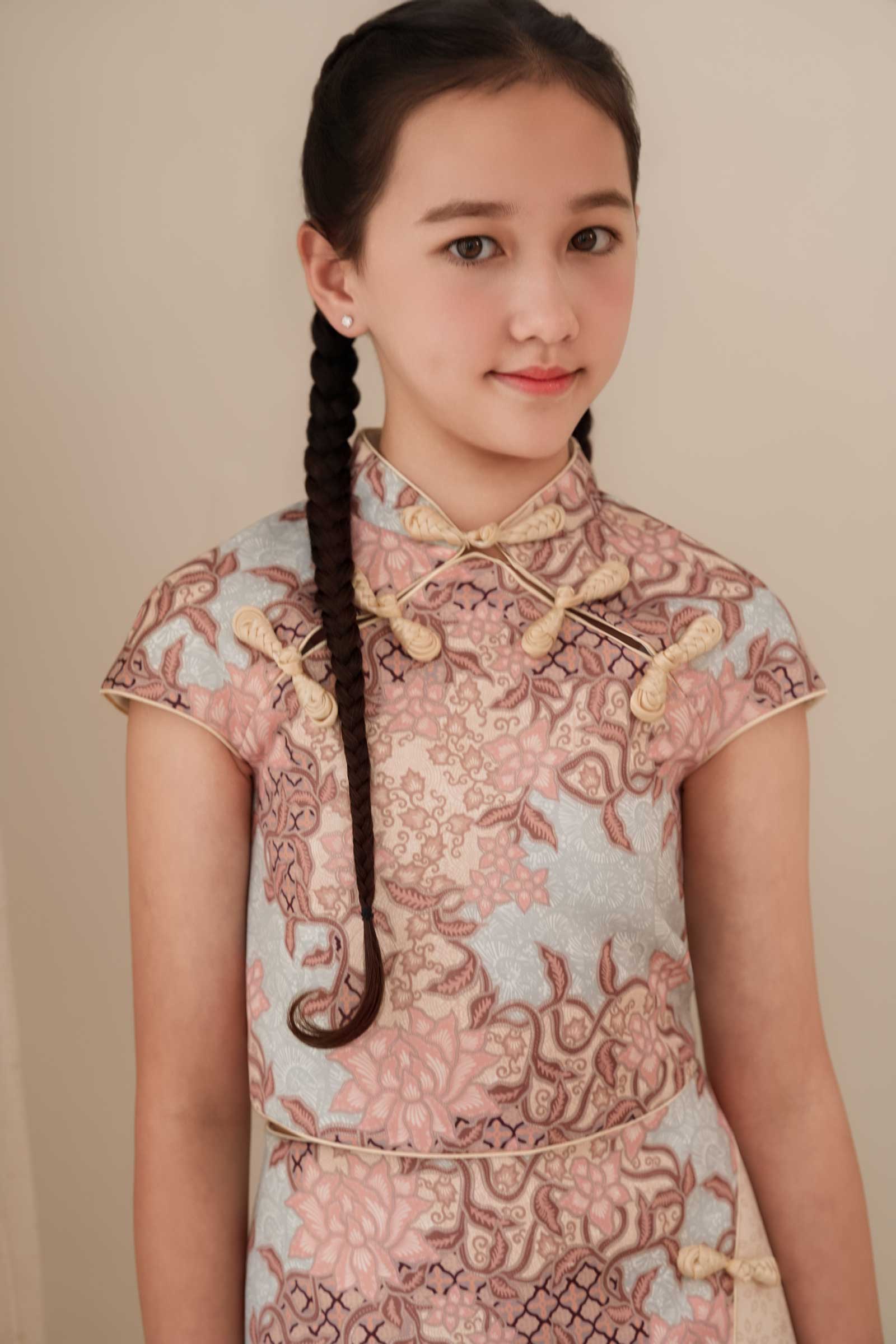 Lotus Girl Qipao Set (Pink)