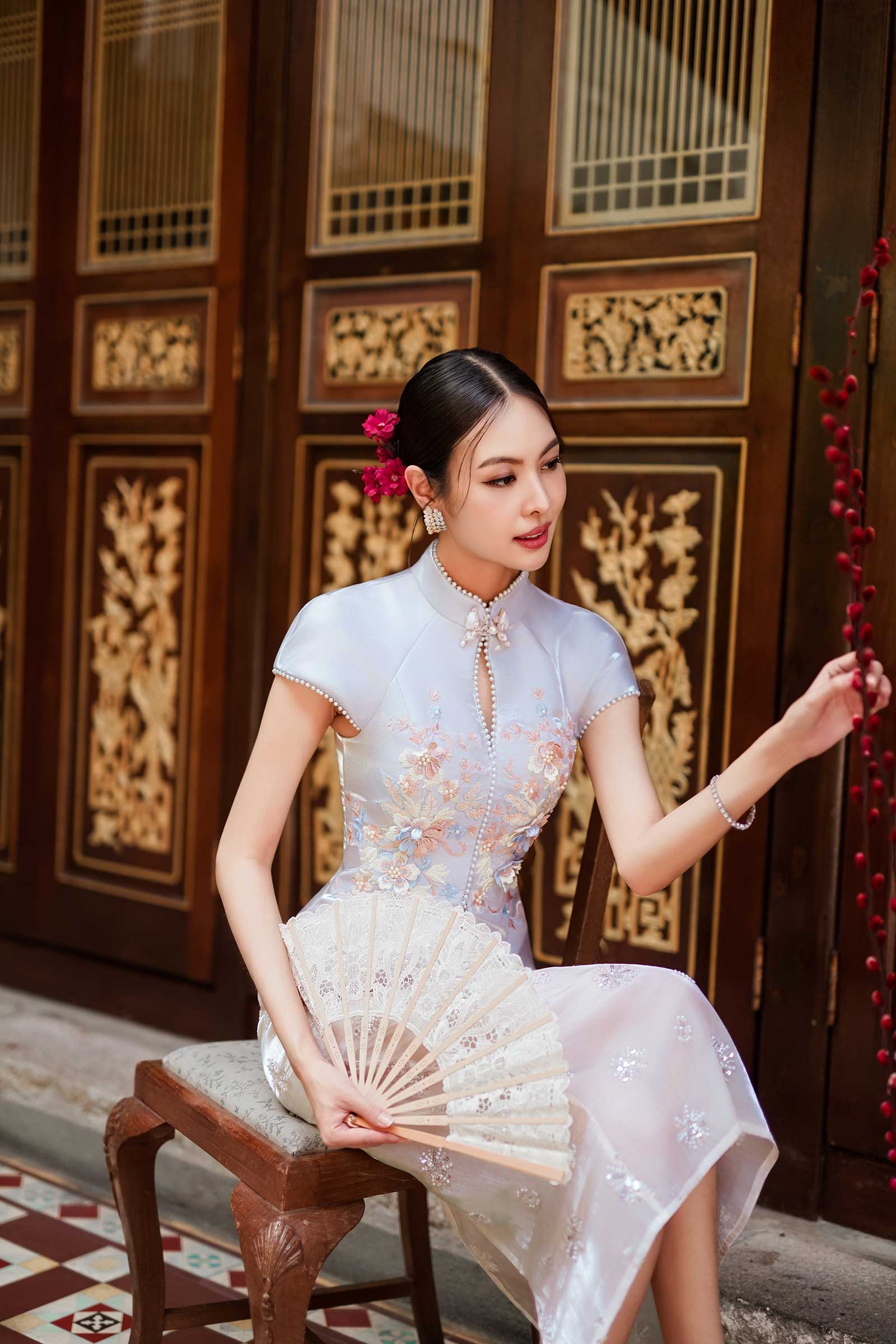 BACKORDER Pearl Blossom Qipao Top (Light Blue)