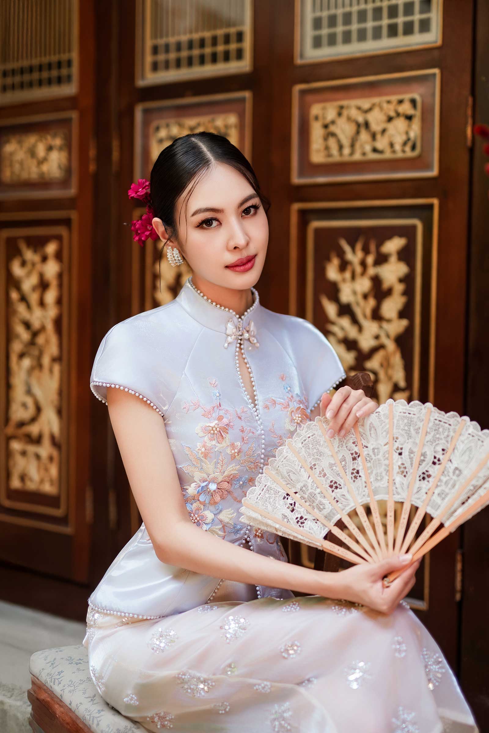 BACKORDER Pearl Blossom Qipao Top (Light Blue)