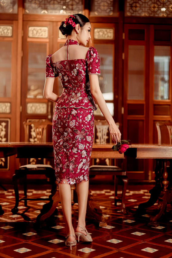 Camelia Qipao (Maroon)