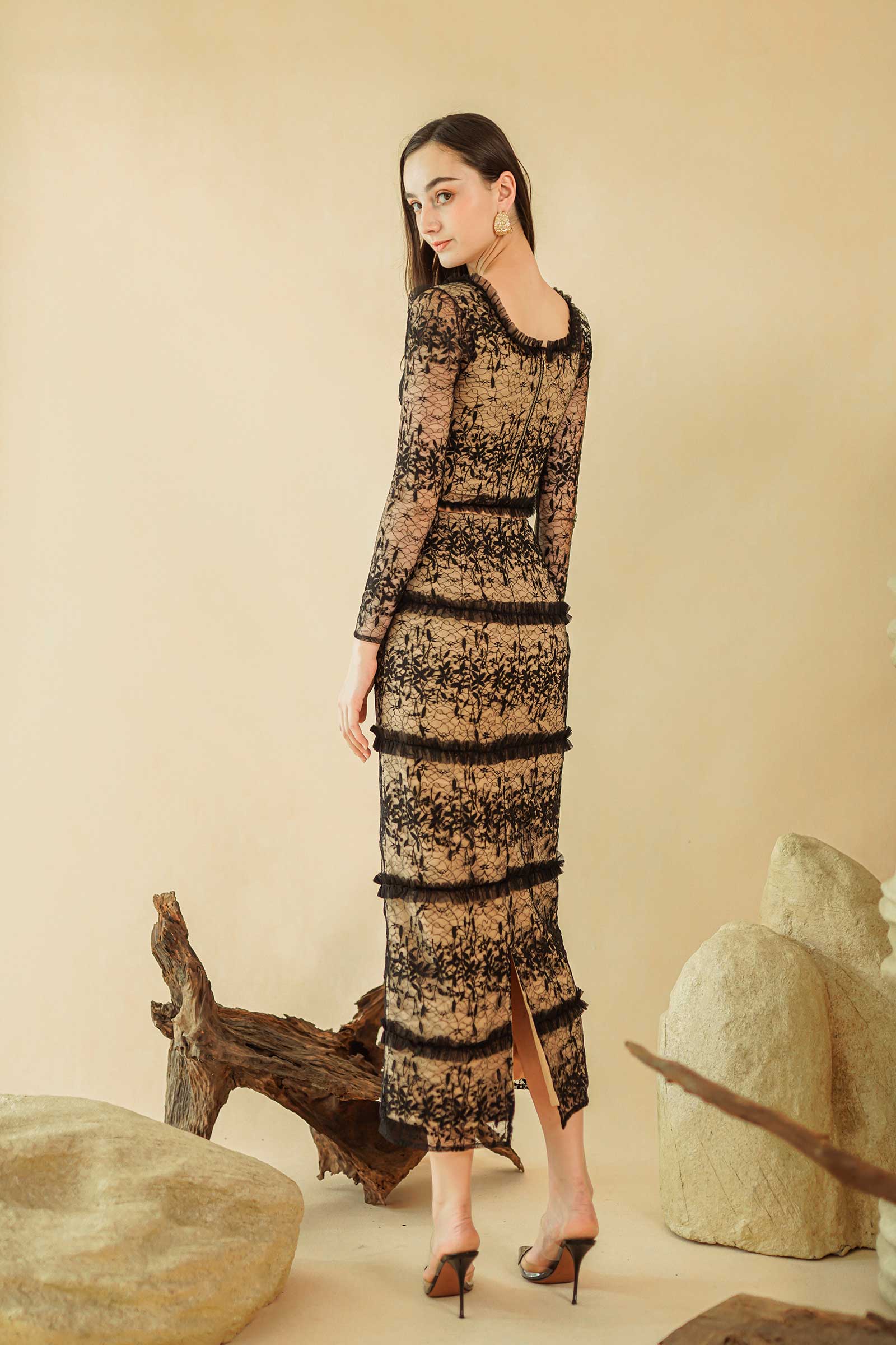 Dlorince Lace Top Only (Black)