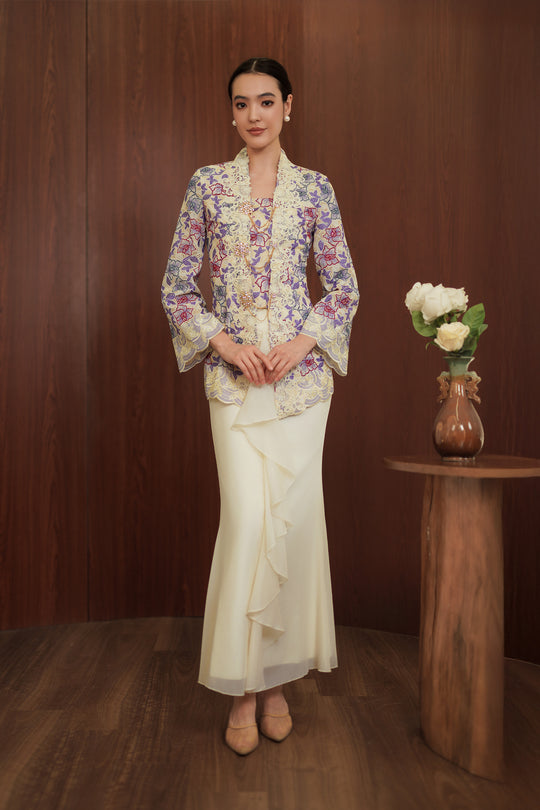 Éloise Demure Kebaya Set
