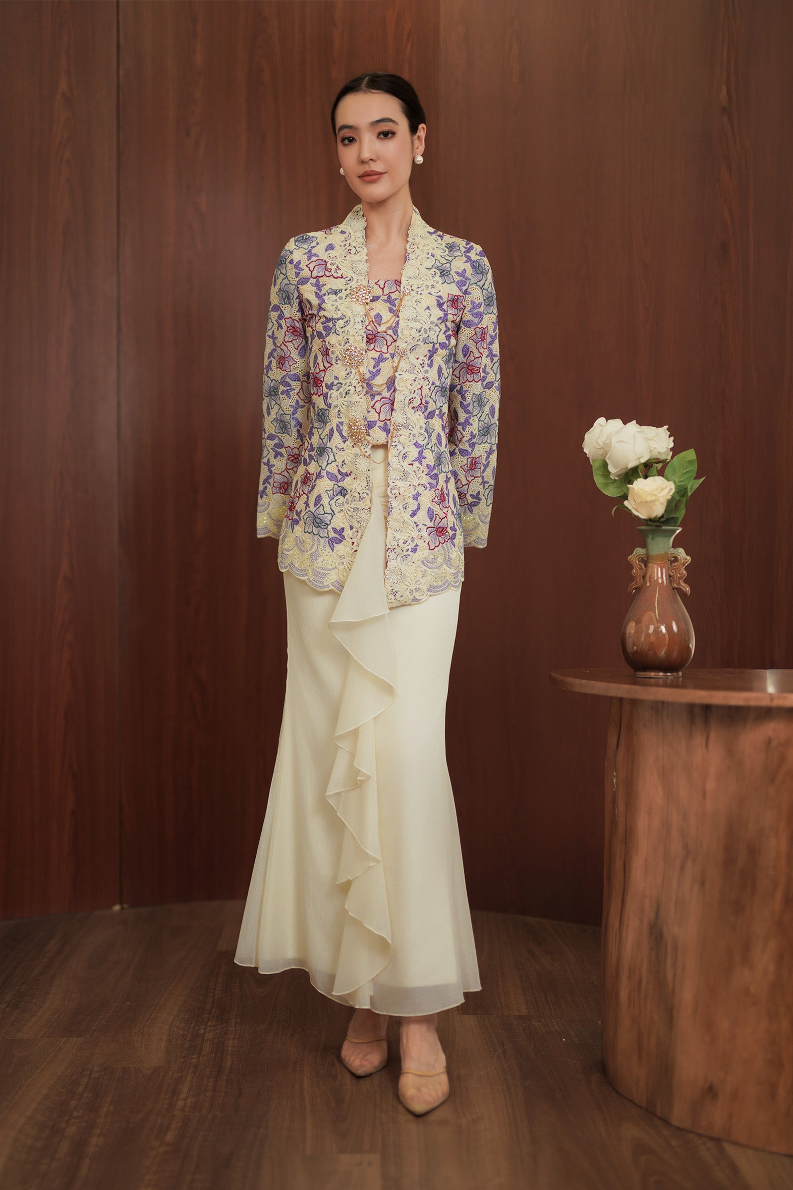 Éloise Demure Kebaya Set