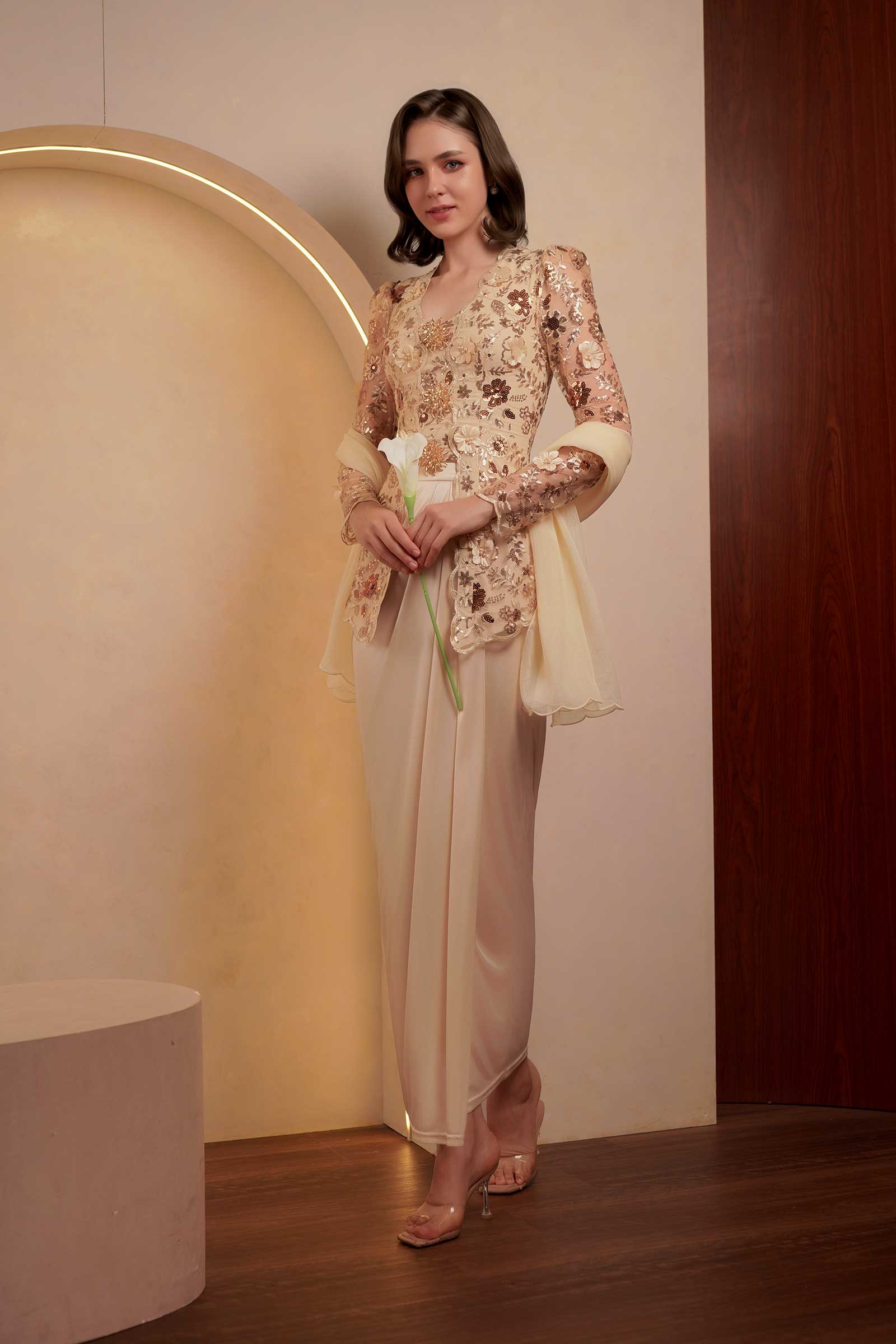 Sapphire Classic Kebaya Set (Gold)