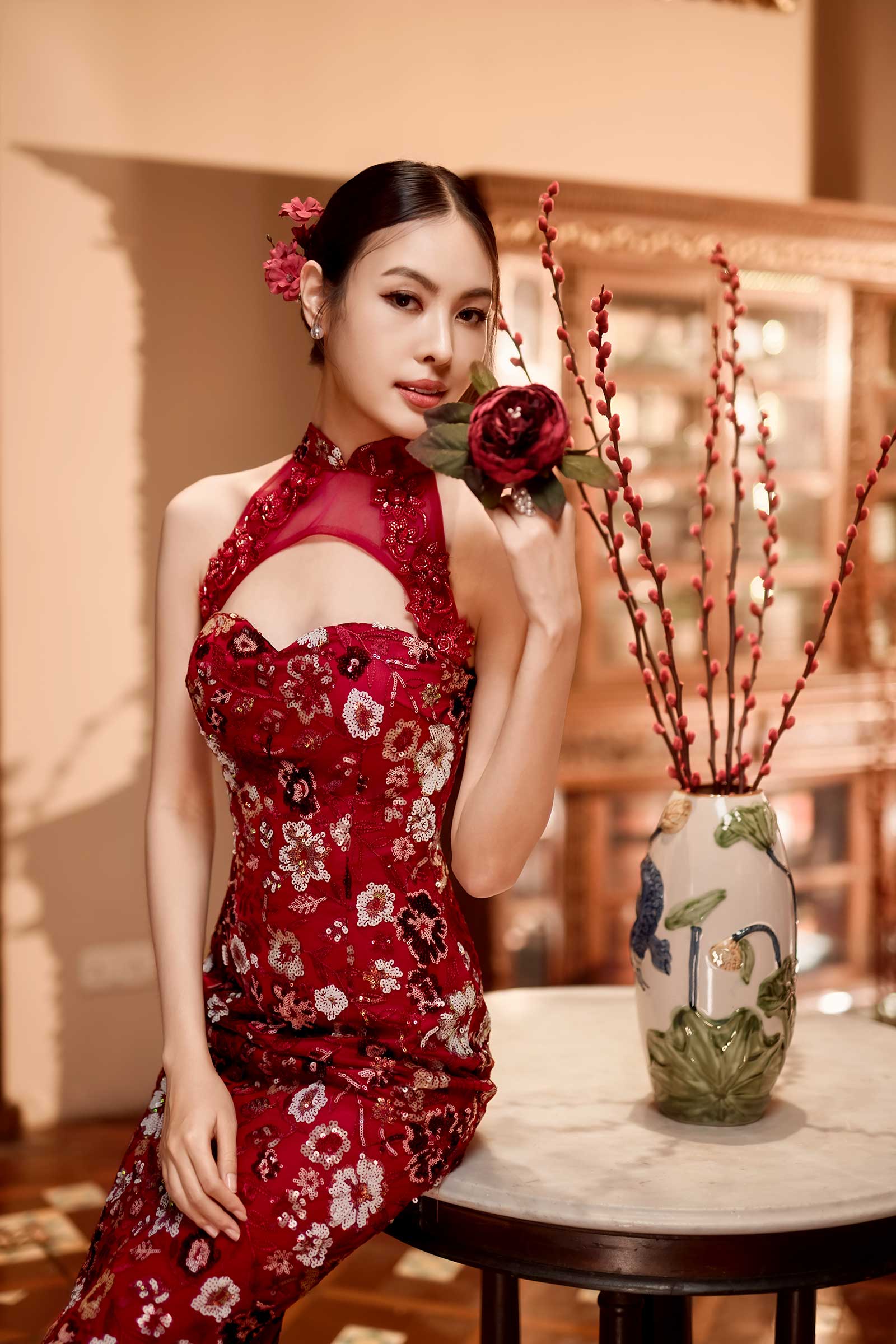 Jin Xuen Qipao (Ruby Red)