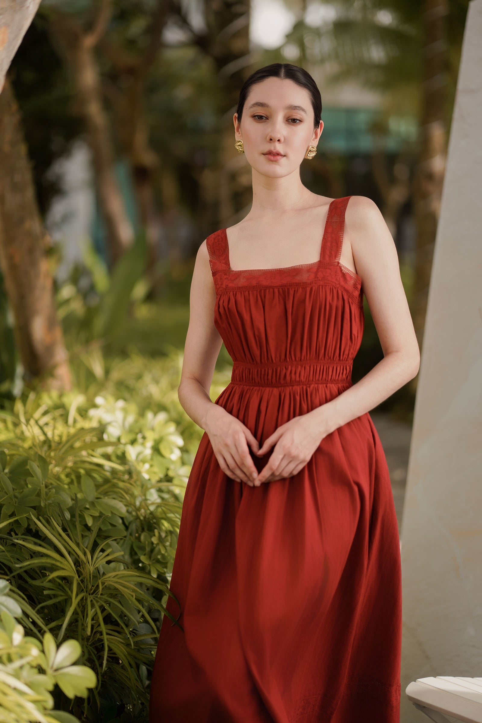 Delearis Dress (Maroon)
