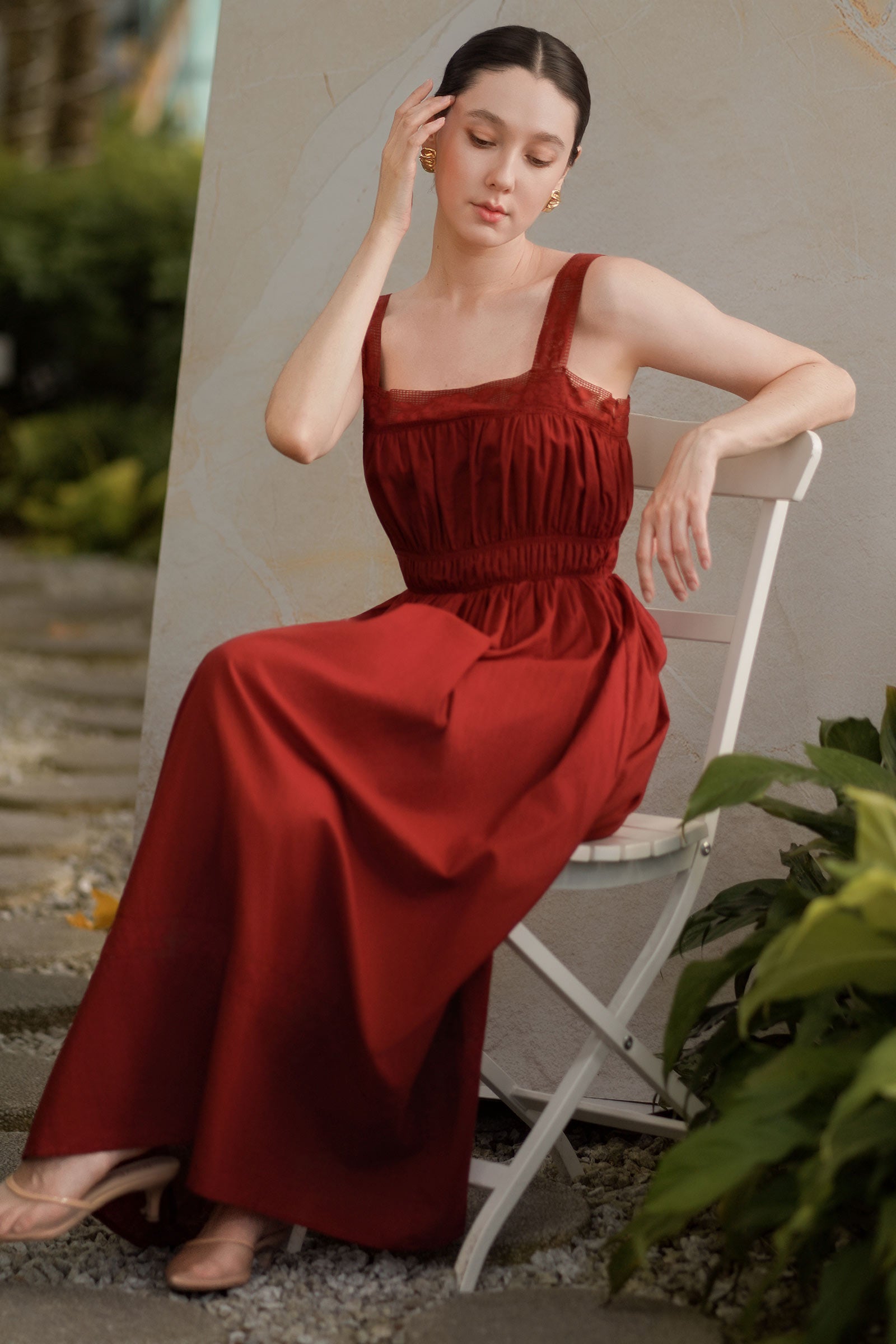 Delearis Dress (Maroon)