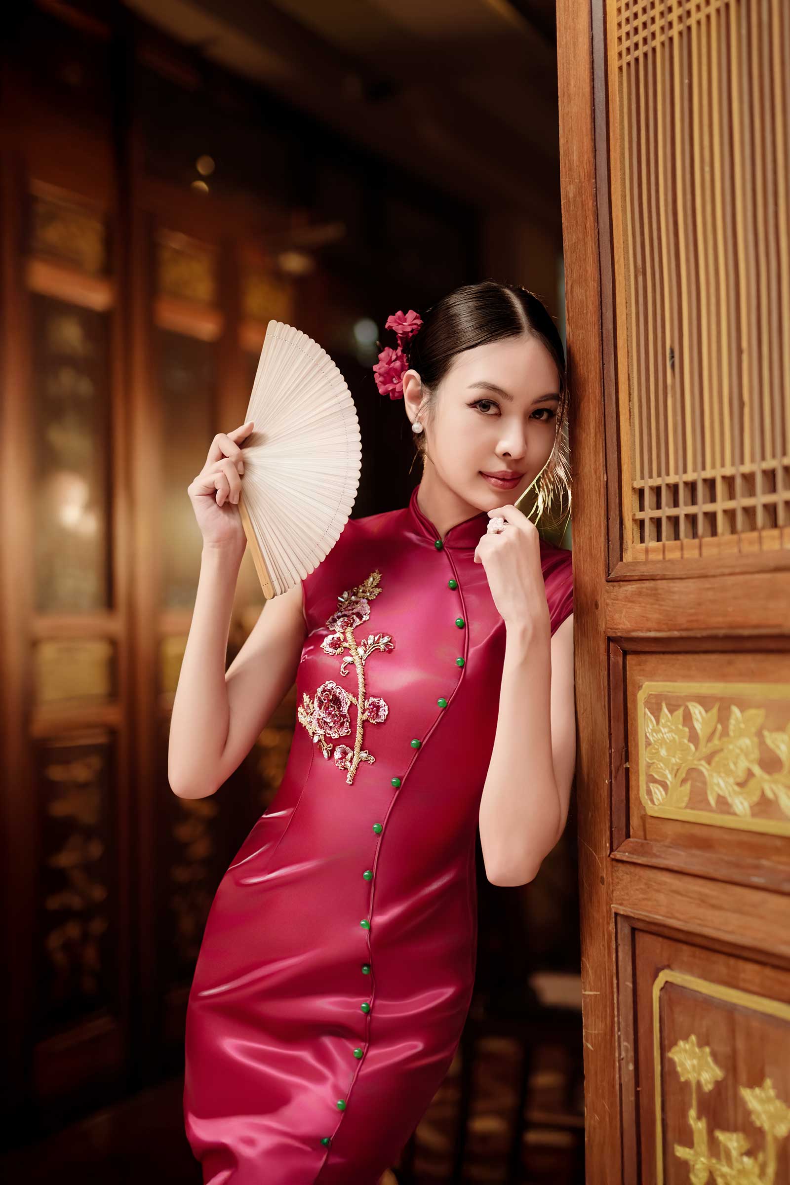 Peony Qipao (Maroon)