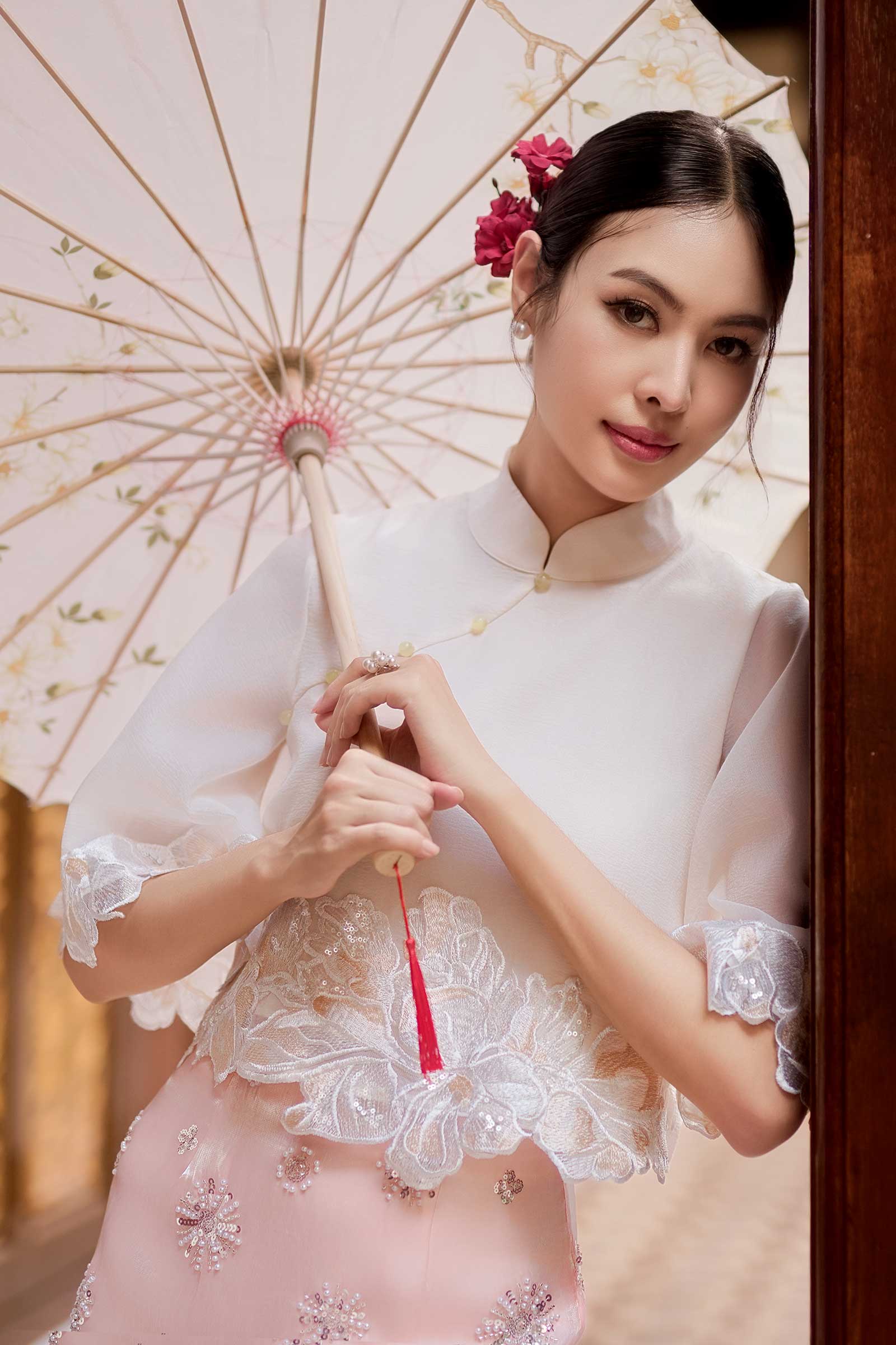 Serena Hibiscus Qipao Top (Porcelain)