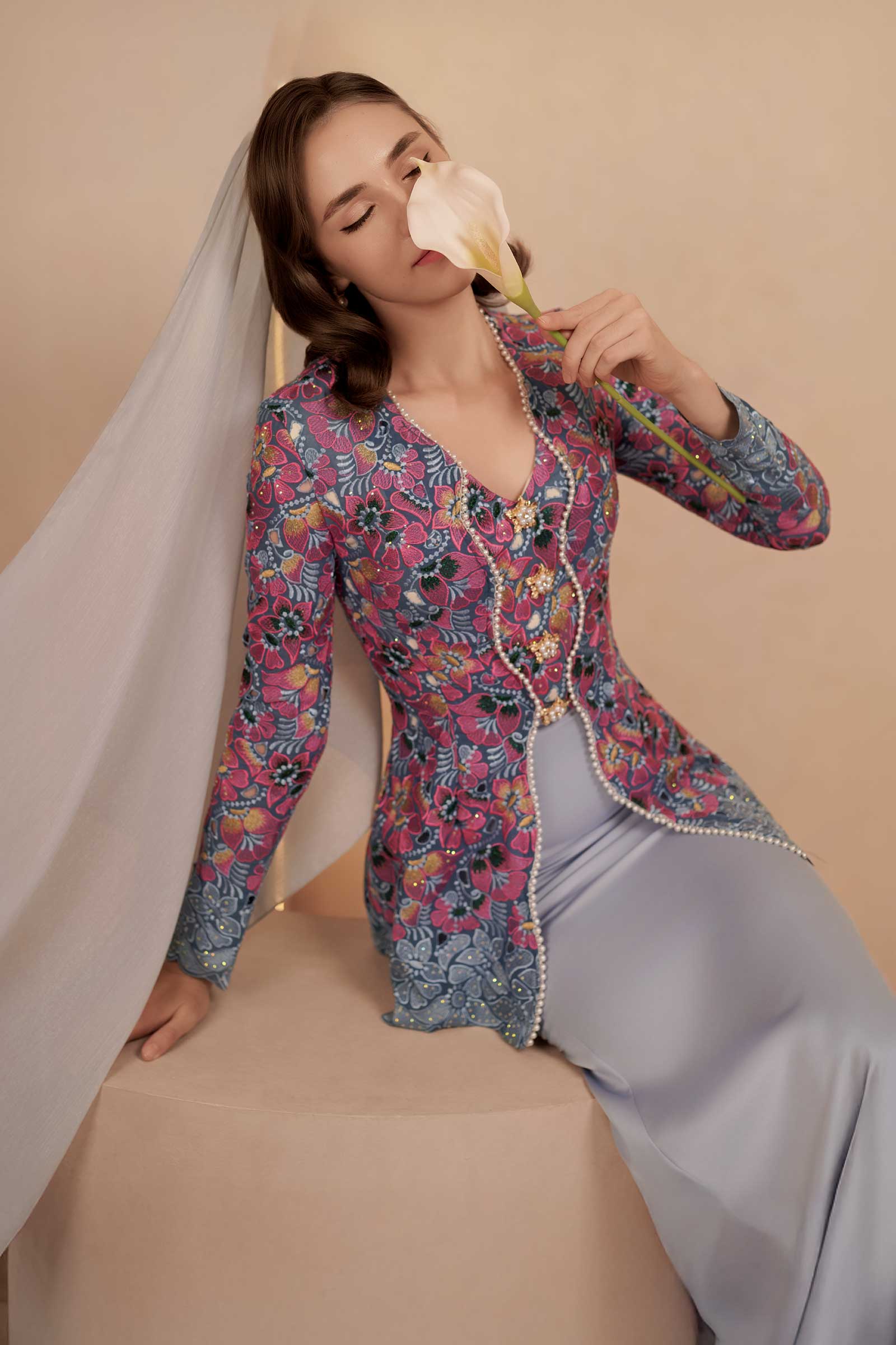 Velvet Classic Kebaya Set (Blue)