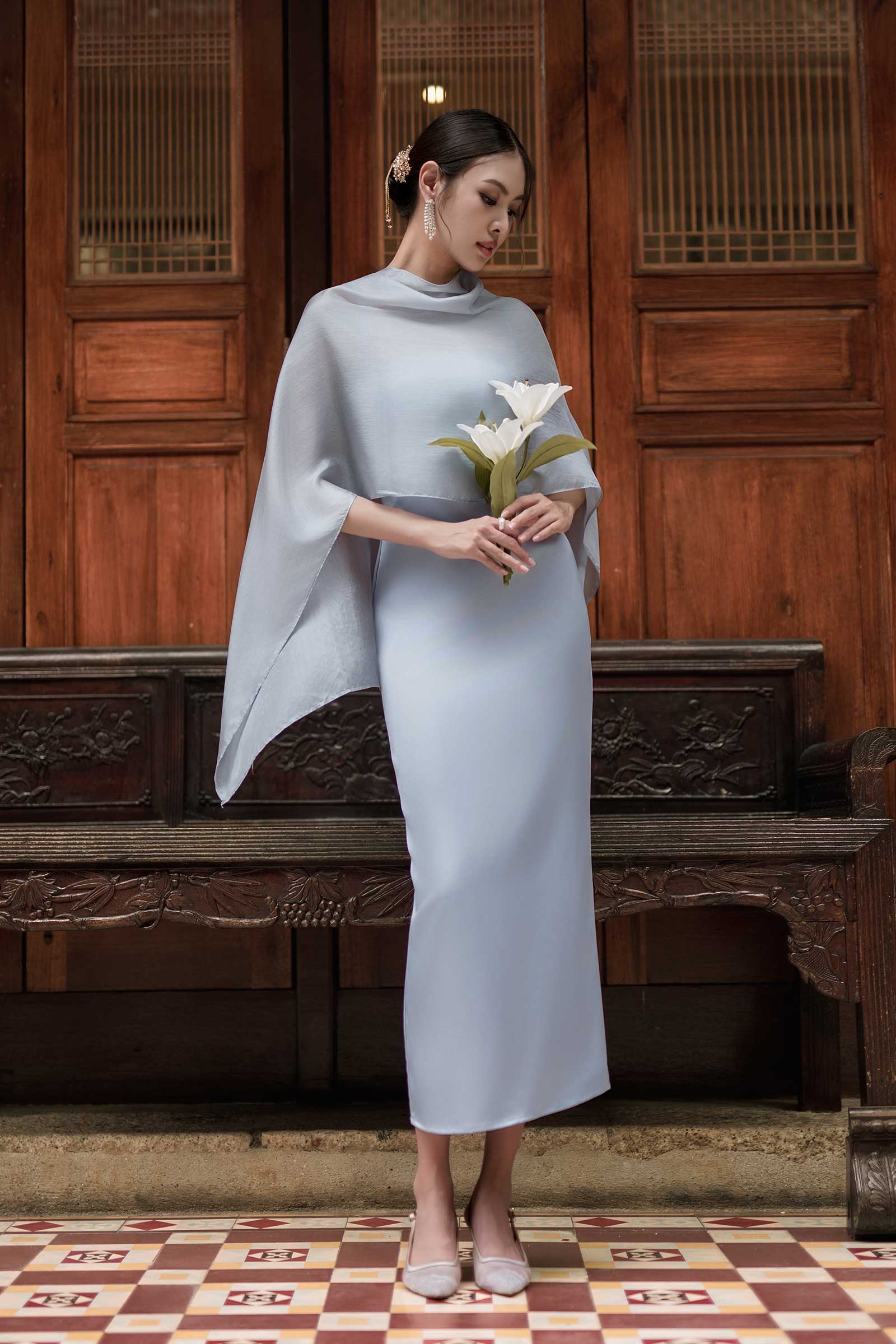 NEW Elaris Multiway Silk Cape (Dusty Blue) (NON RETURNABLE)