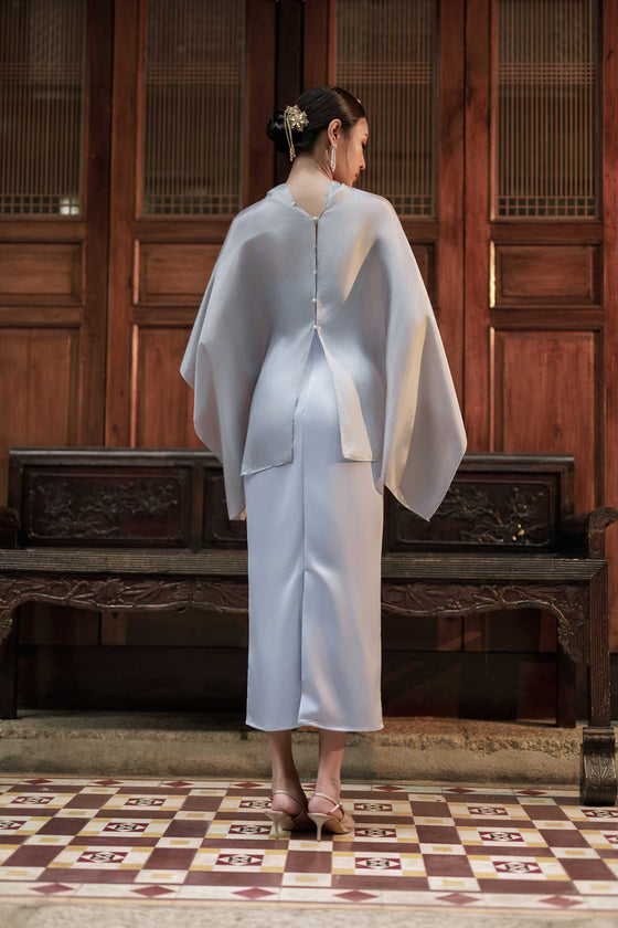 NEW Elaris Multiway Silk Cape (Dusty Blue) (NON RETURNABLE)