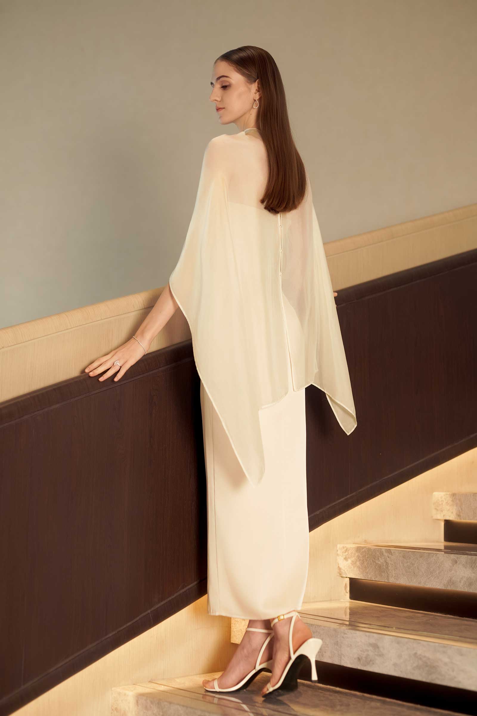 Delaris Dress (Champagne)