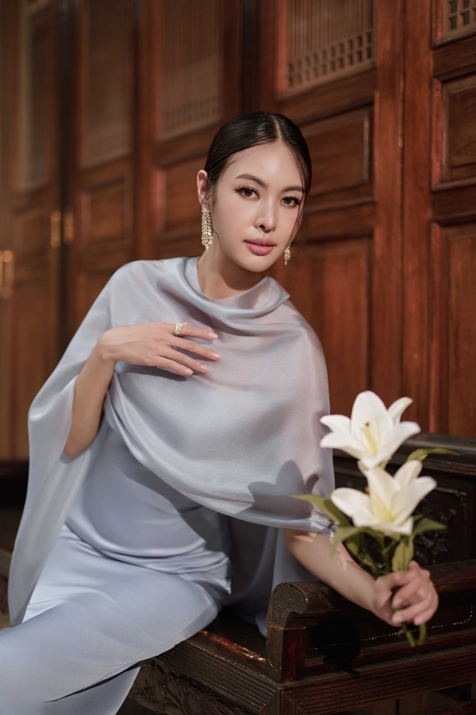 NEW Elaris Multiway Silk Cape (Dusty Blue) (NON RETURNABLE)