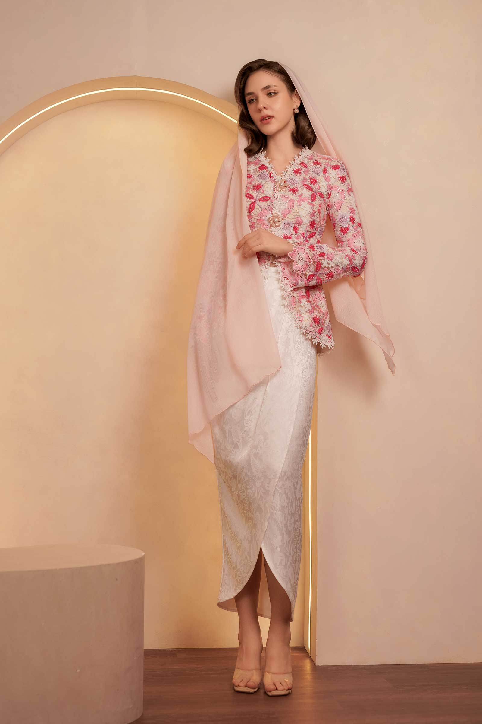 New Seroja Skirt (White)