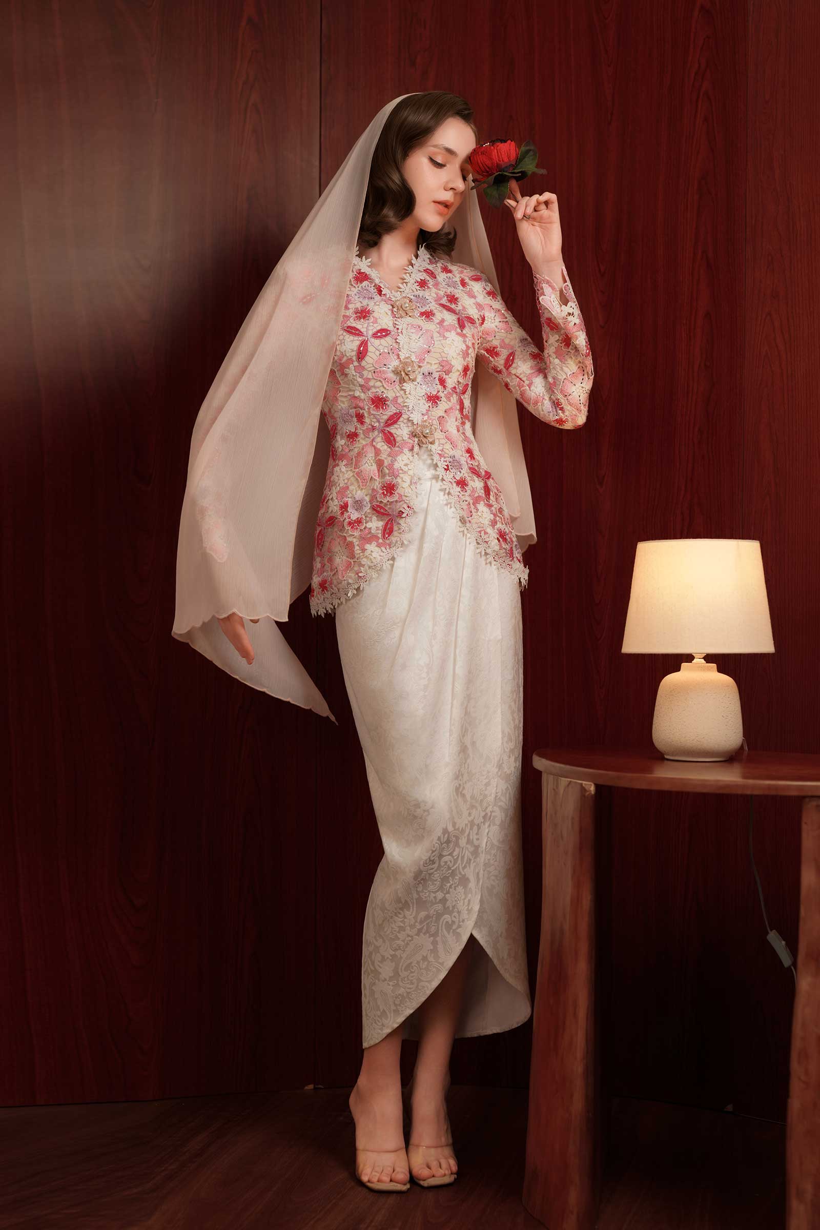 New Seroja Skirt (White)