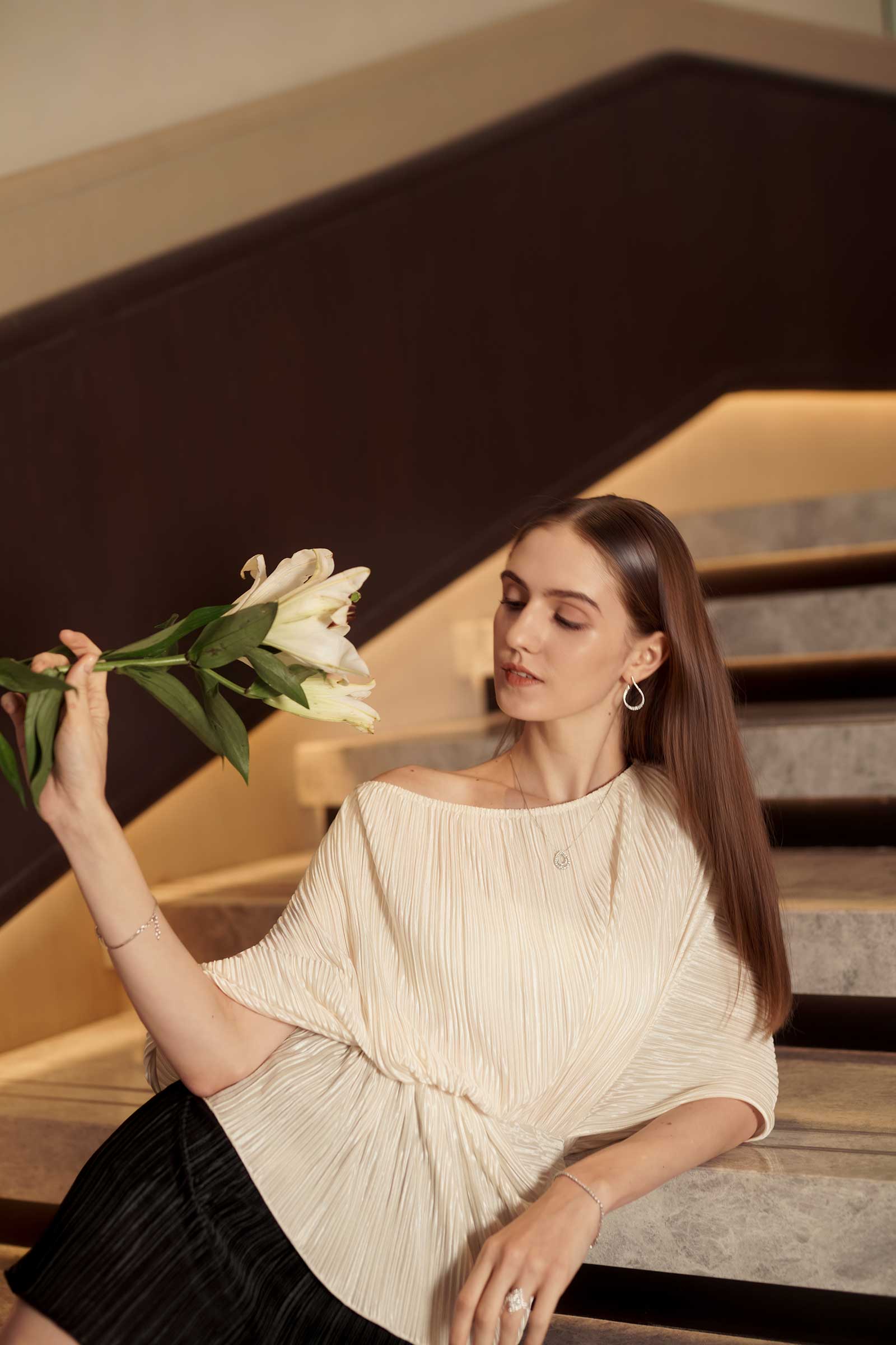 Lunaira Multiway Romper (Pearl+Black)