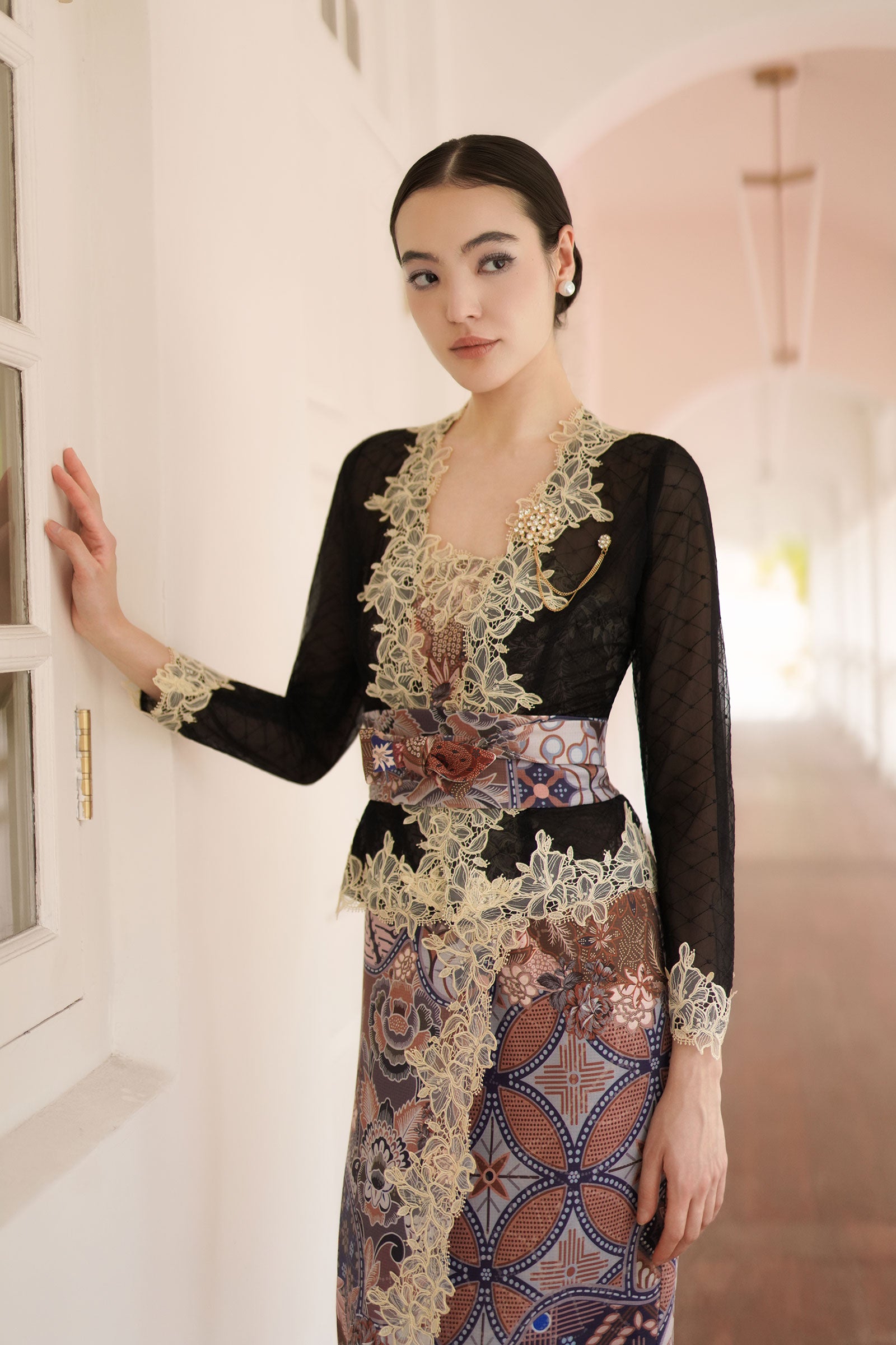 Soleil Kebaya Set (Black)