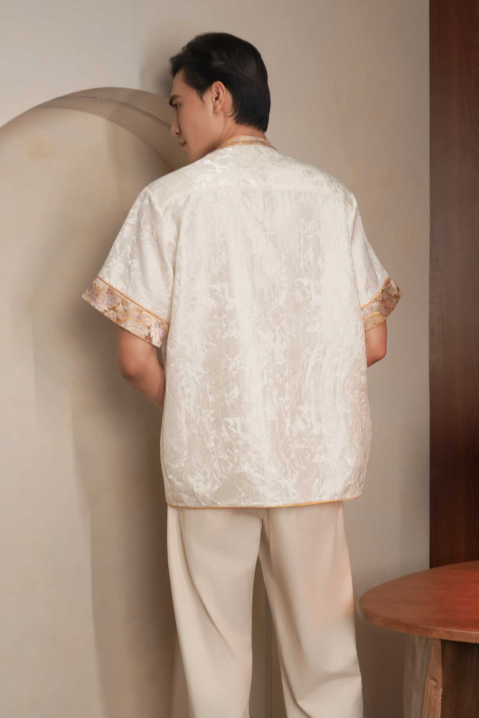 Aurelia Samfu (Gold)