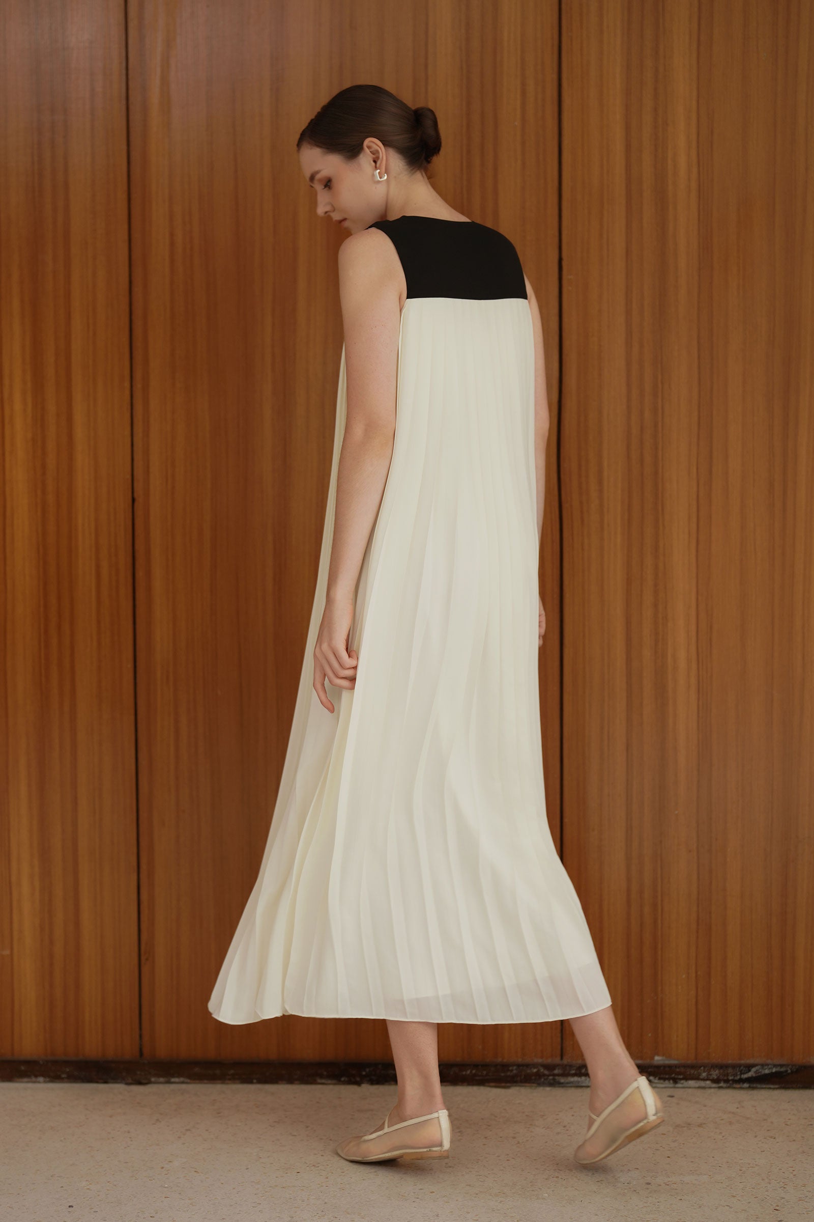 Sera Dress (Cream)