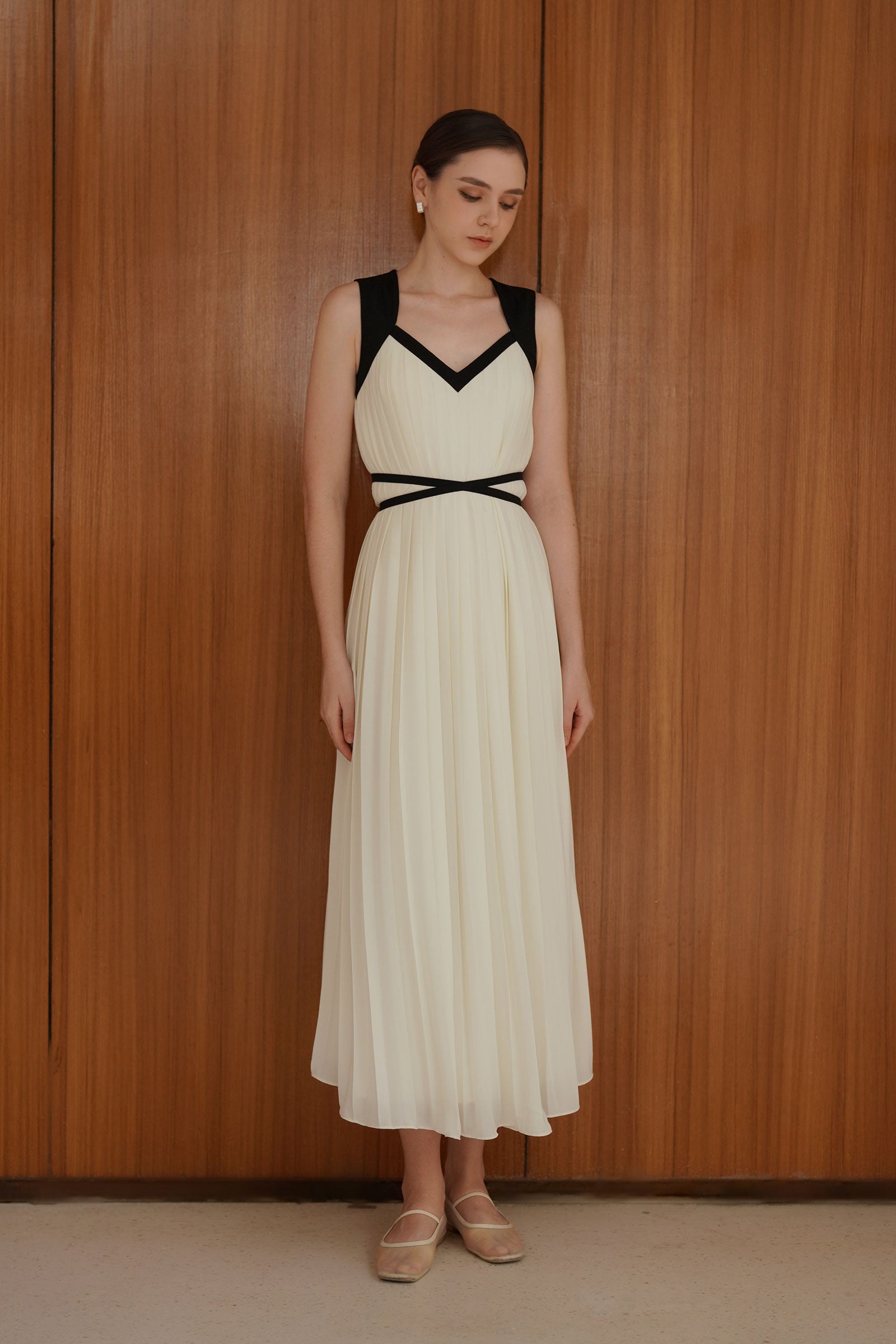 Sera Dress (Cream)