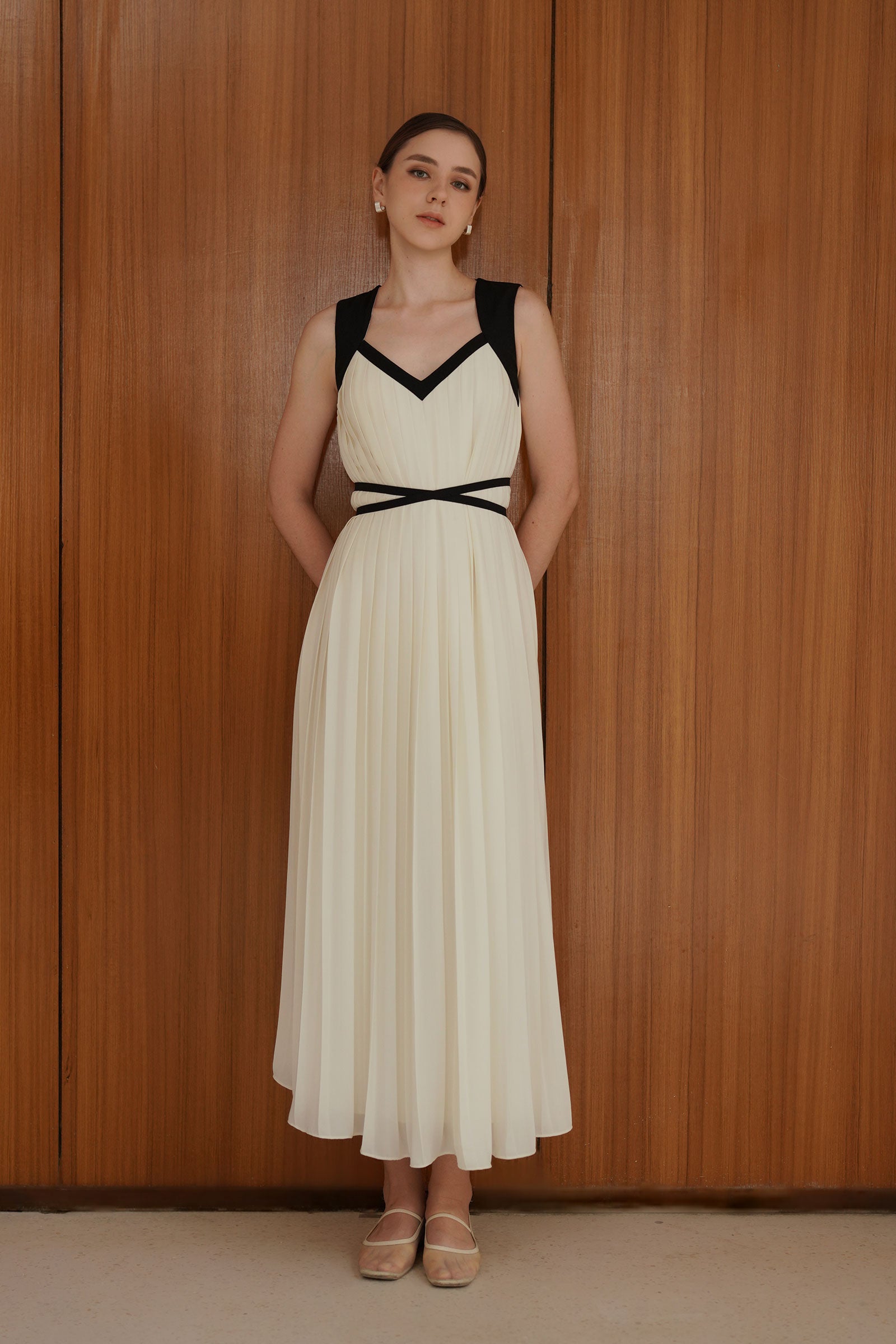 Sera Dress (Cream)