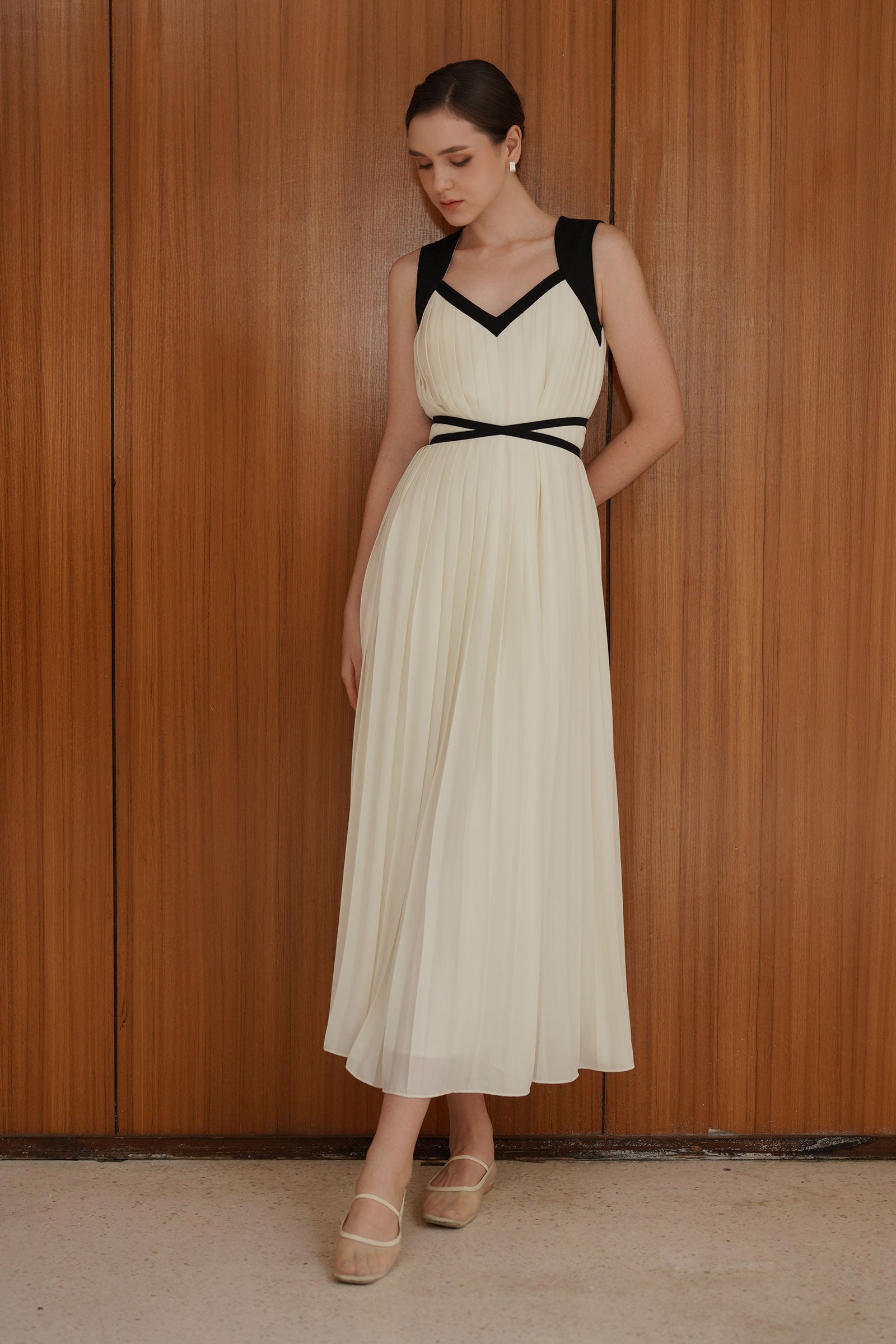 Sera Dress (Cream)