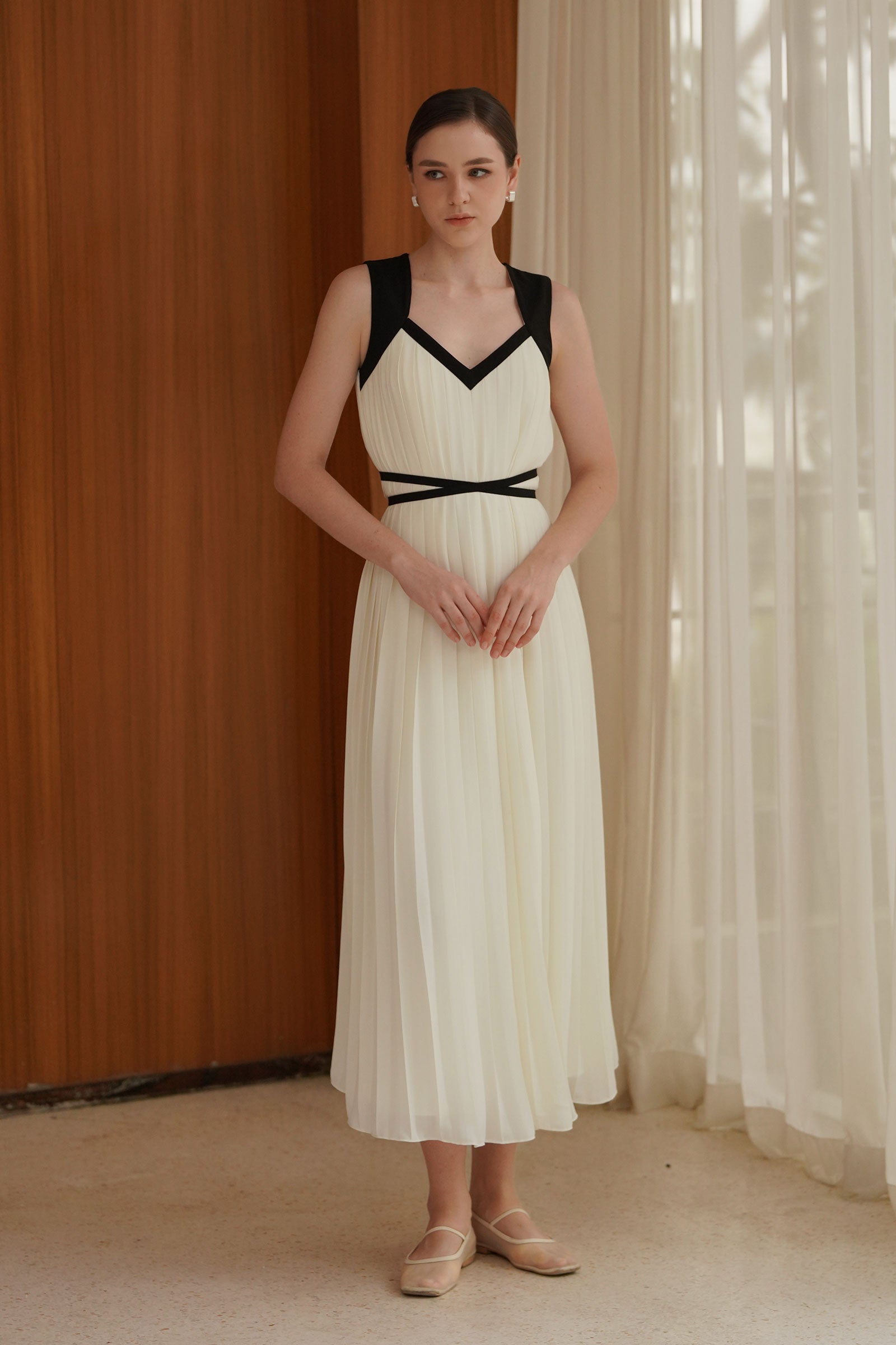 Sera Dress (Cream)