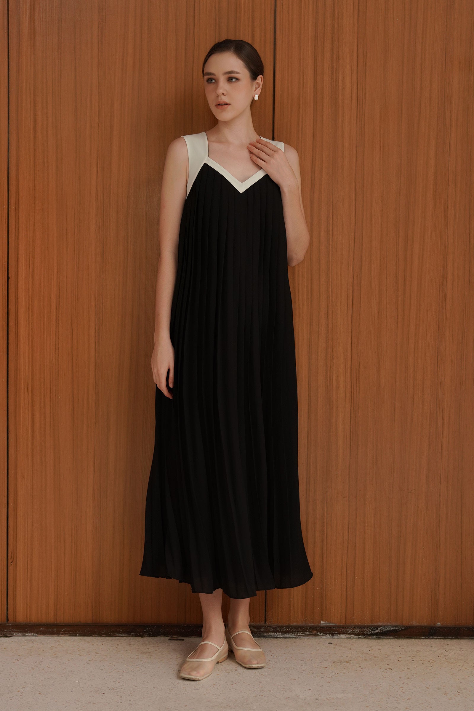 Sera Dress (Black)