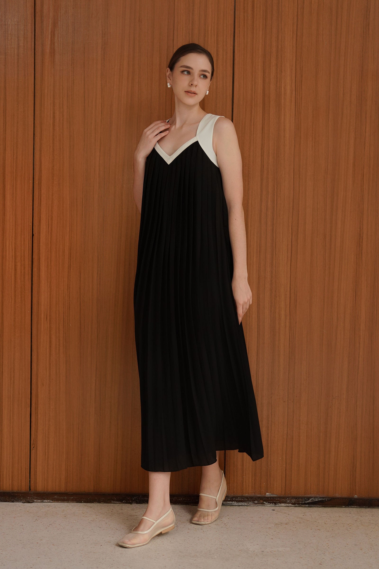 Sera Dress (Black)