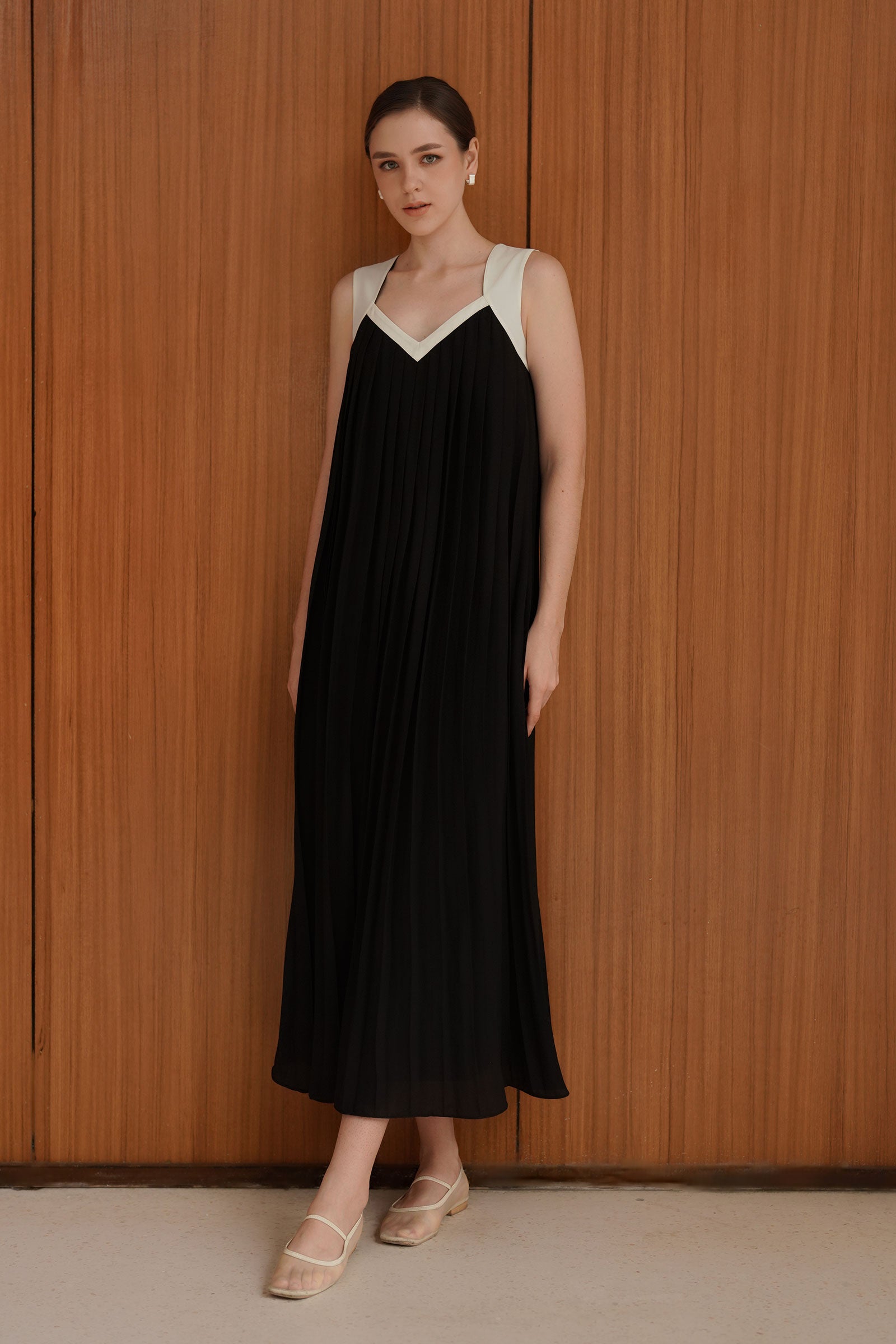 Sera Dress (Black)