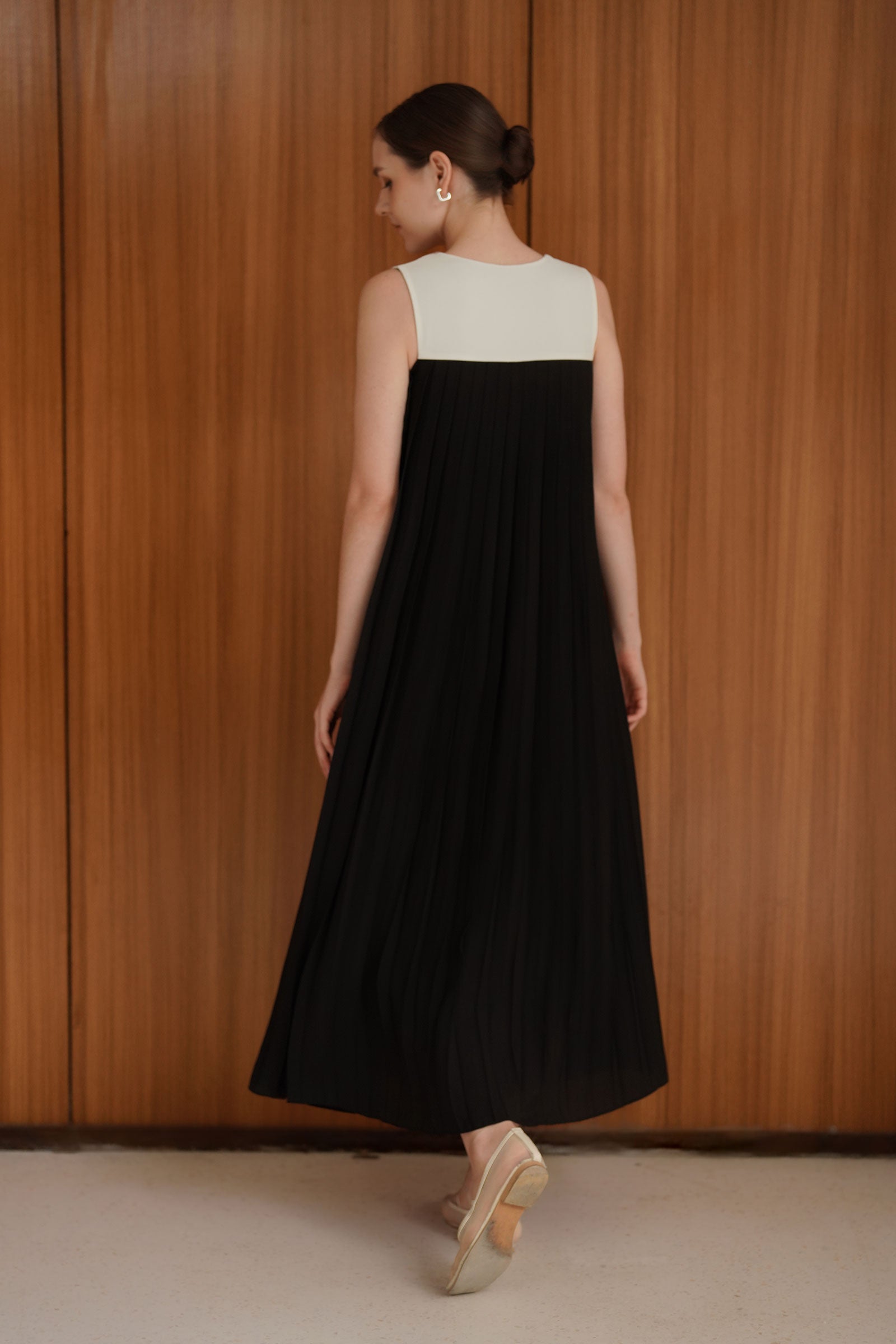 Sera Dress (Black)