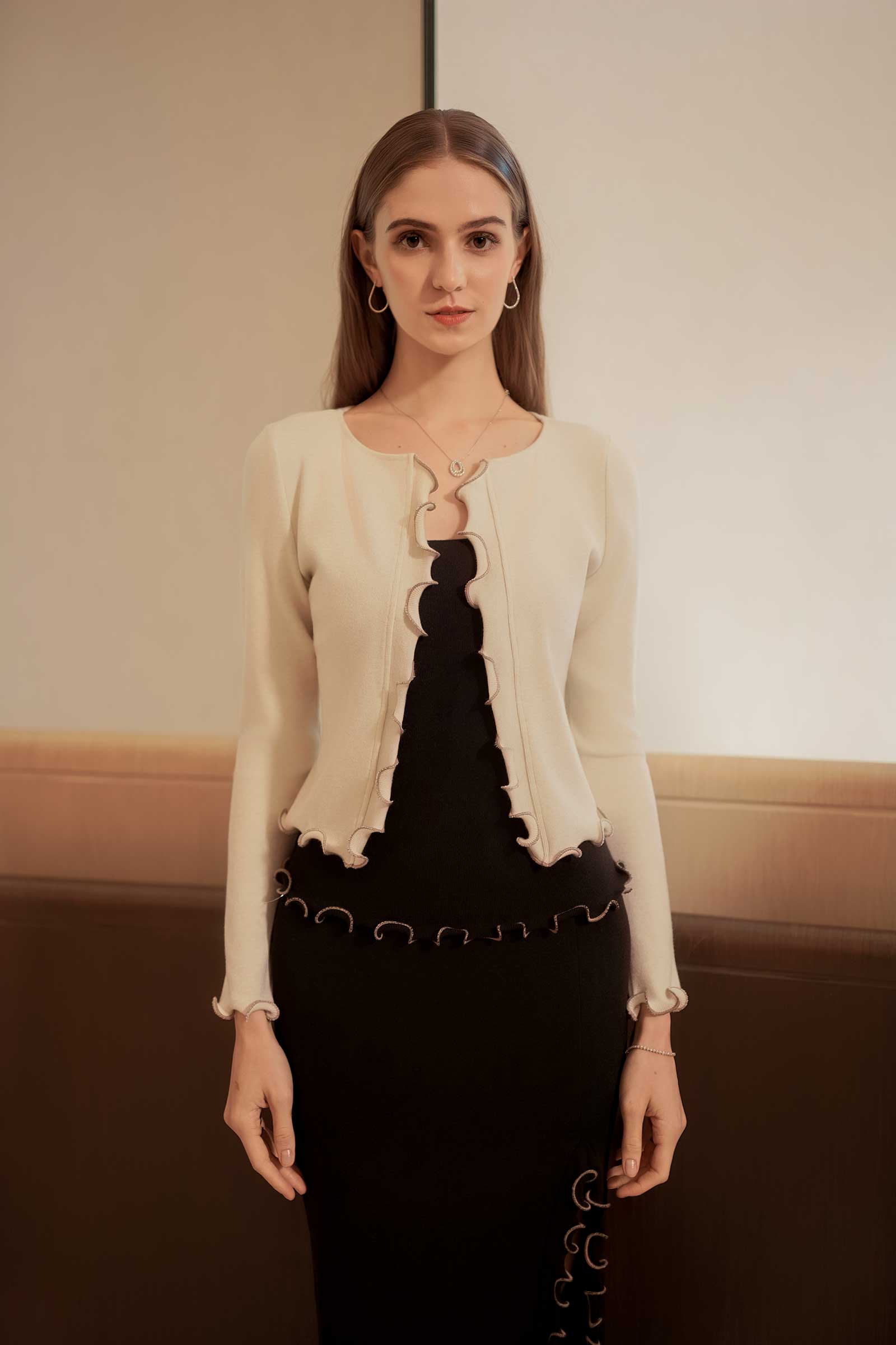 Drenielle Knit Top & Cardi Set (Black)